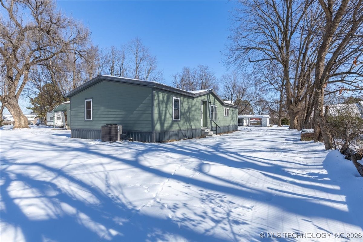 1158 S Collyge Avenue Property Photo 5