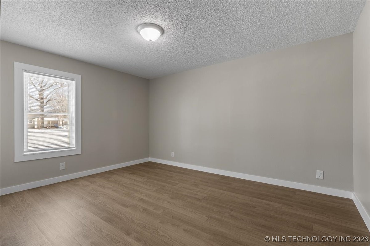 1158 S Collyge Avenue Property Photo 18