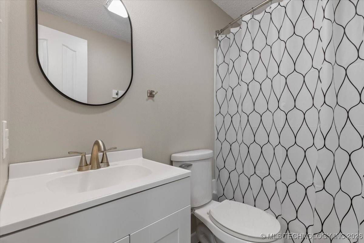 1158 S Collyge Avenue Property Photo 22