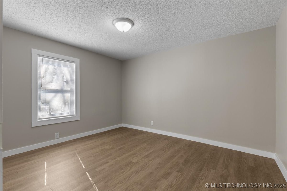 1158 S Collyge Avenue Property Photo 24