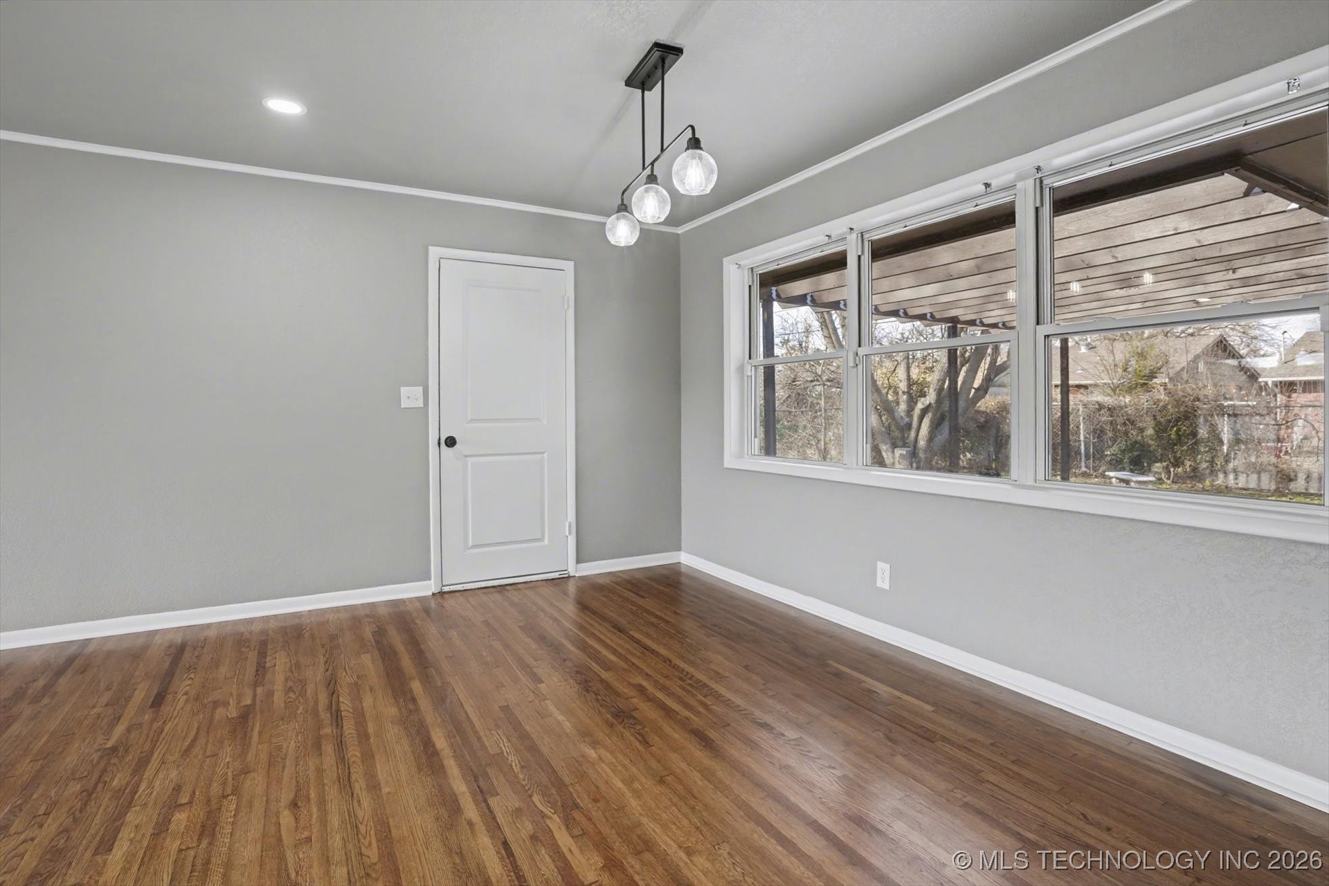 6759 E 26th Court Property Photo 9