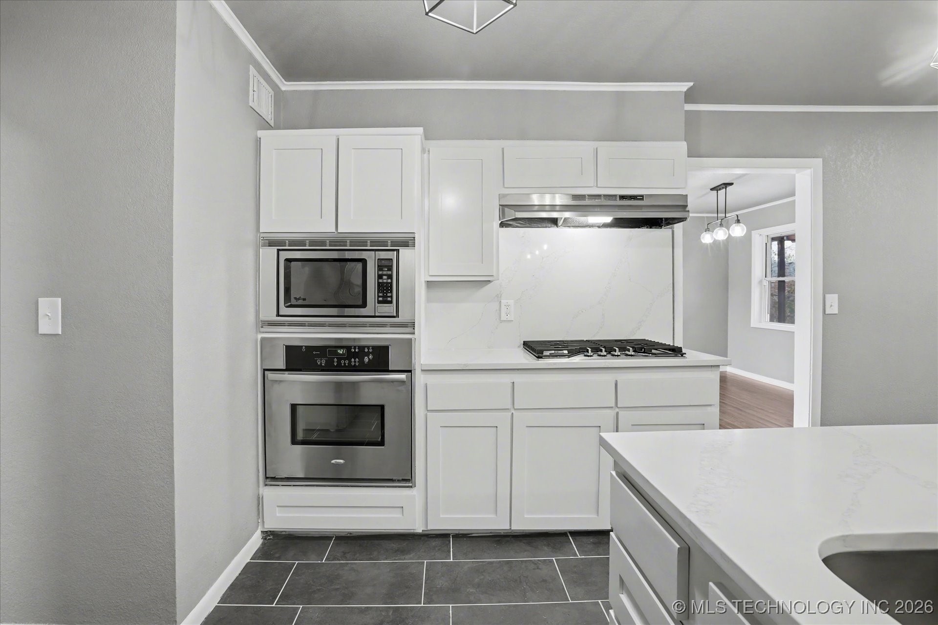 6759 E 26th Court Property Photo 16