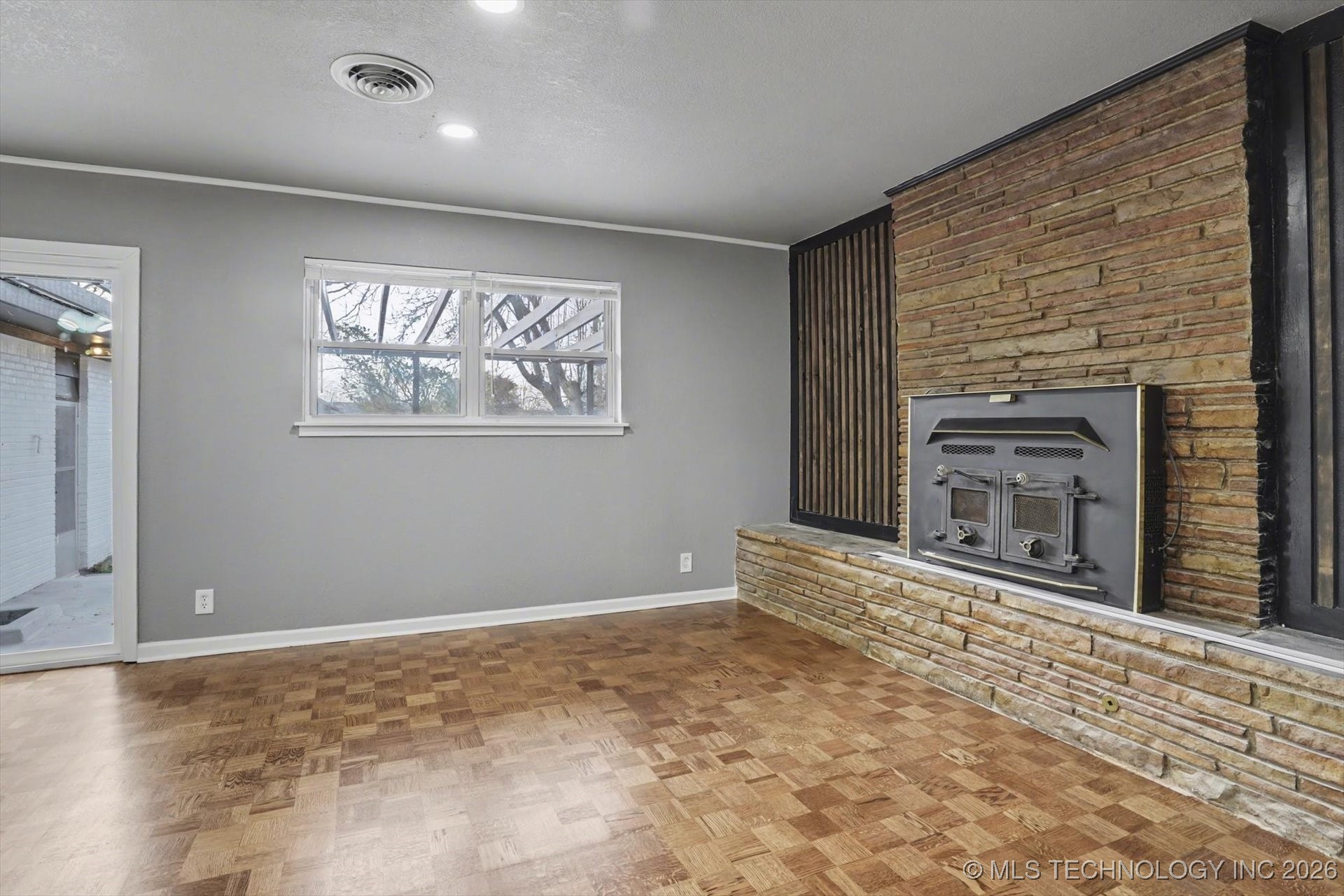 6759 E 26th Court Property Photo 23