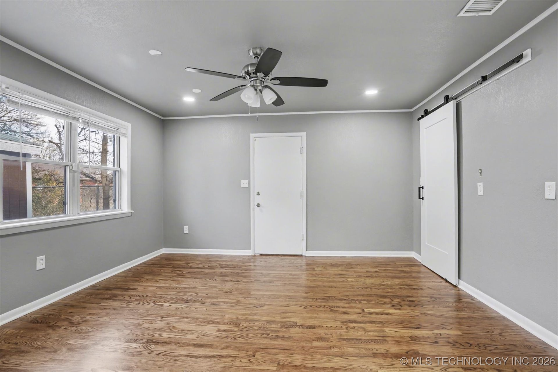 6759 E 26th Court Property Photo 24