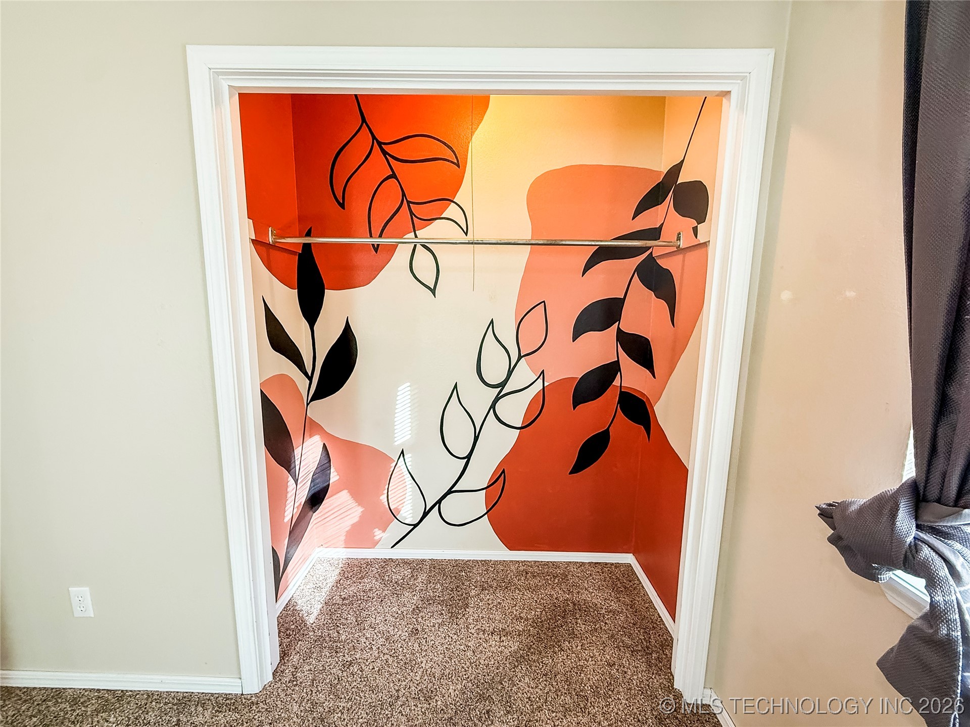 90 Barbara Property Photo 14