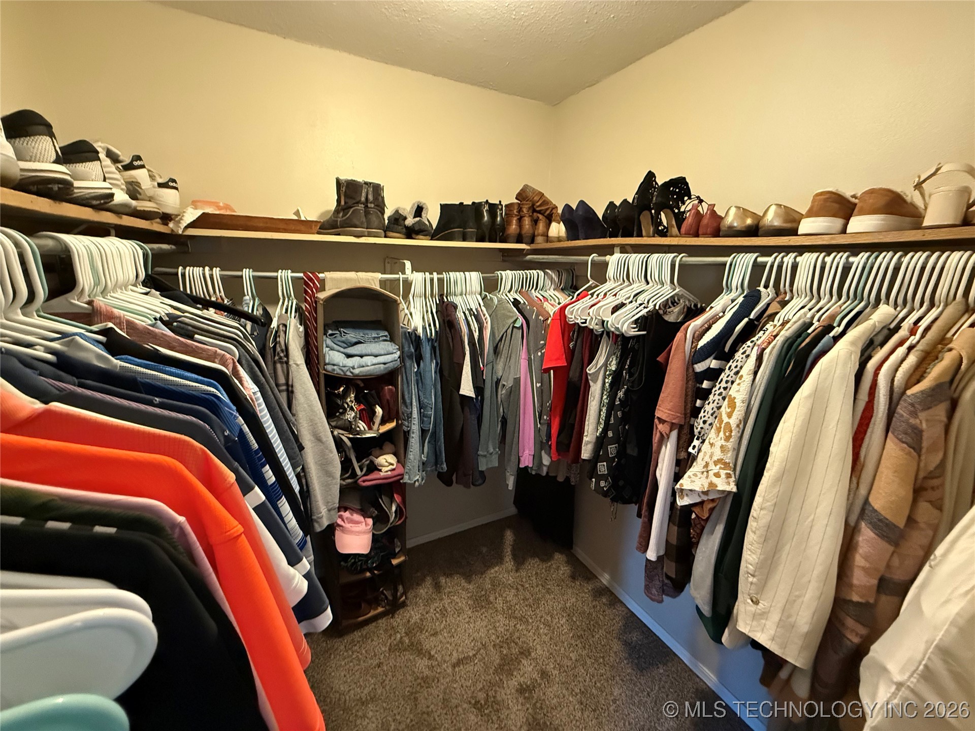 90 Barbara Property Photo 16