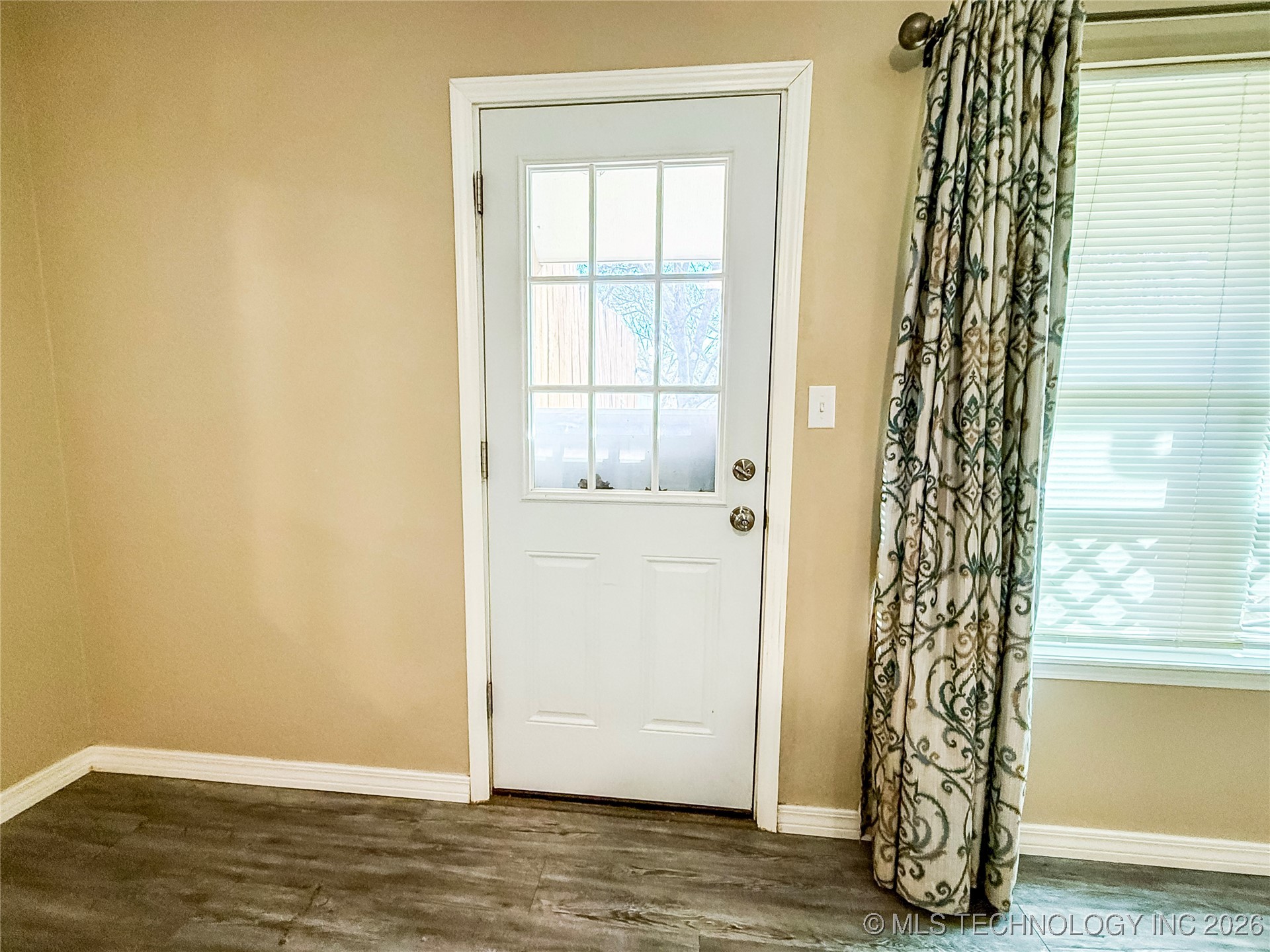 90 Barbara Property Photo 25