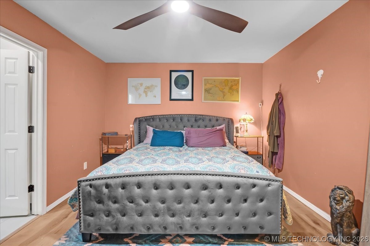 8210 N 126th Avenue Property Photo 18