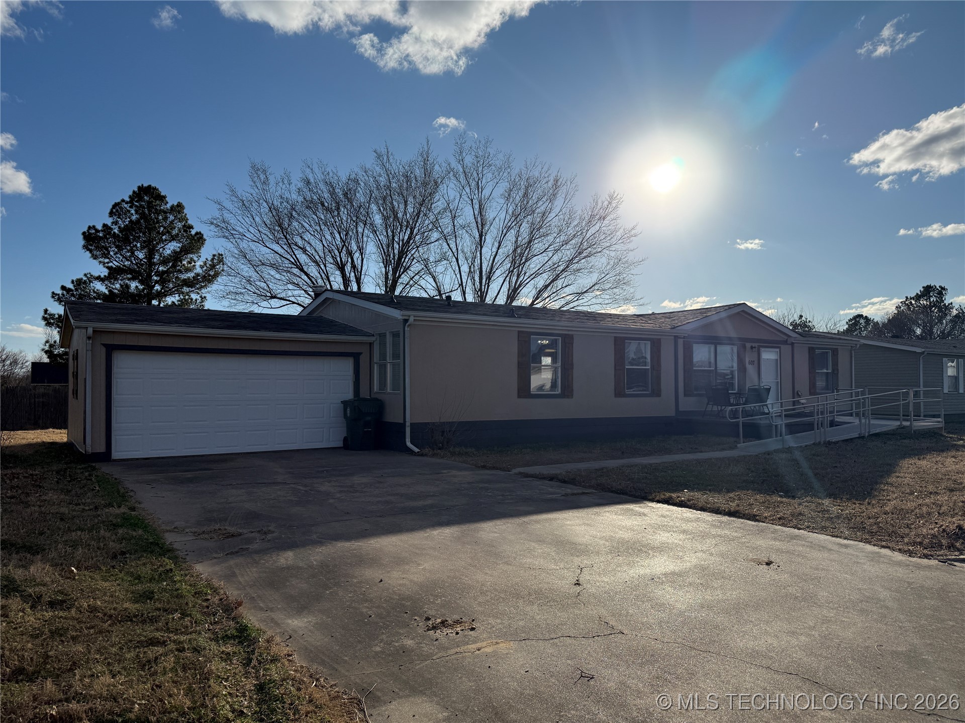 607 Crabapple Court Property Photo 15