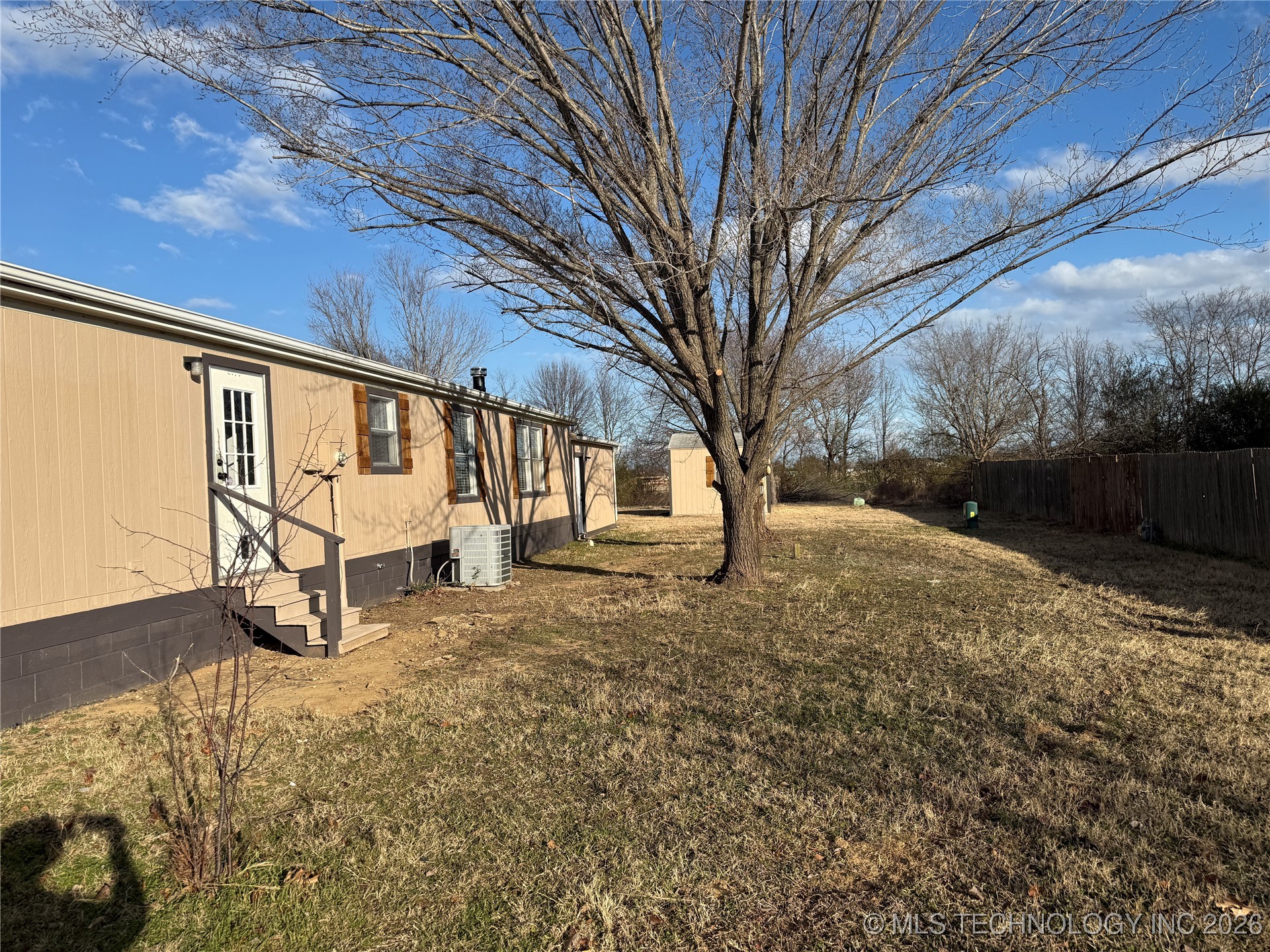 607 Crabapple Court Property Photo 19