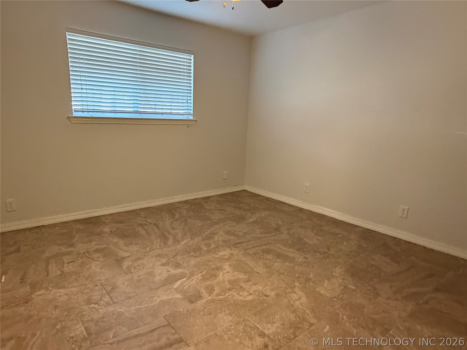 215 Murphy Property Photo 17
