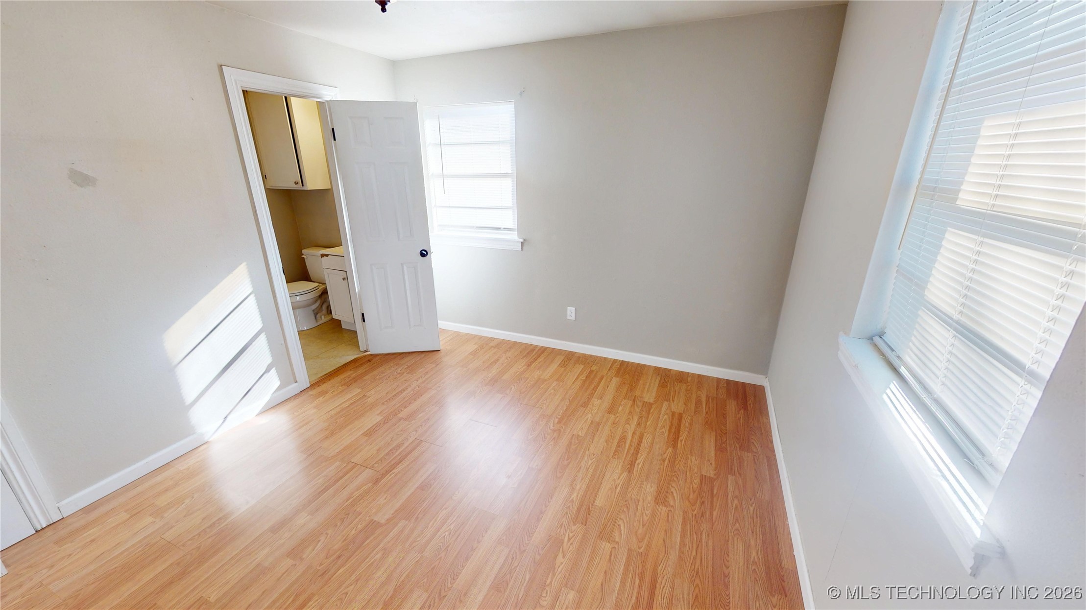 13858 S 292nd East Avenue A Property Photo 5