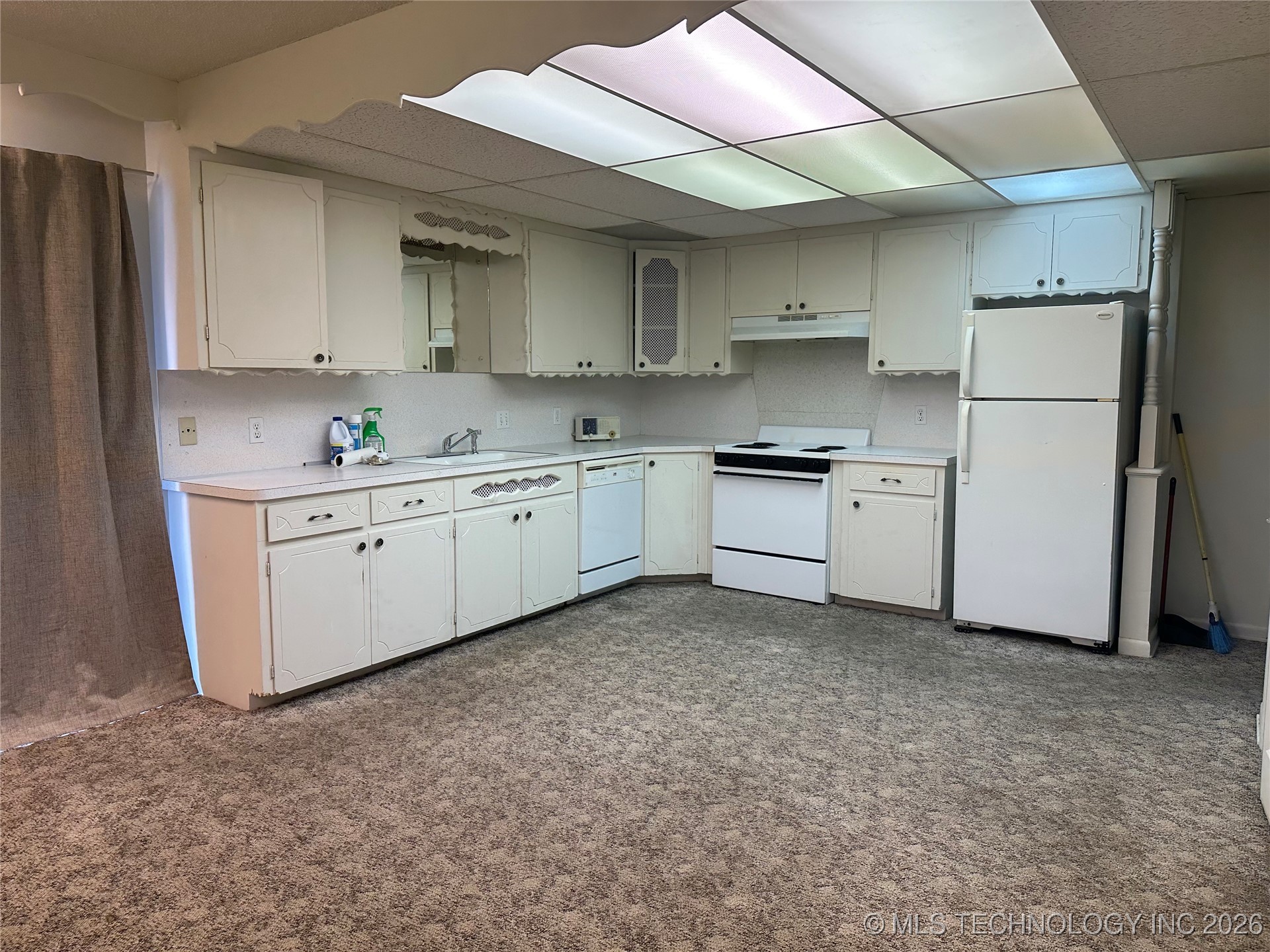 414 W Main Street Property Photo 18