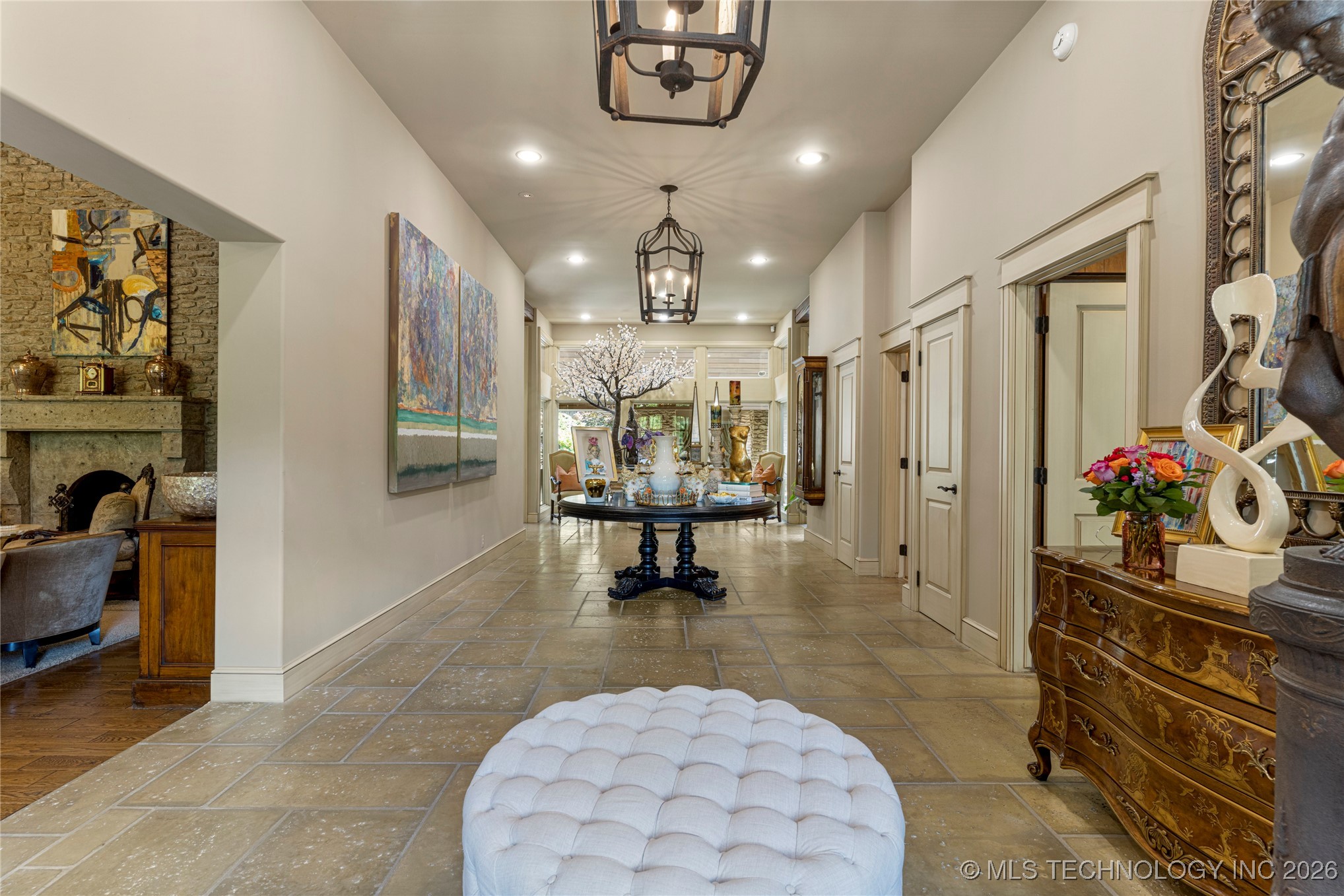 4401 Oak Road Property Photo 7