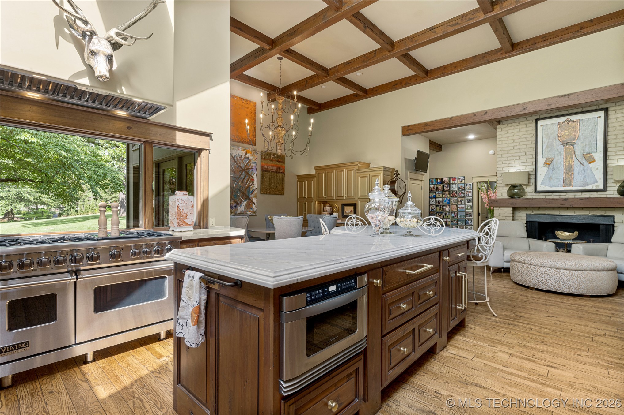 4401 Oak Road Property Photo 23