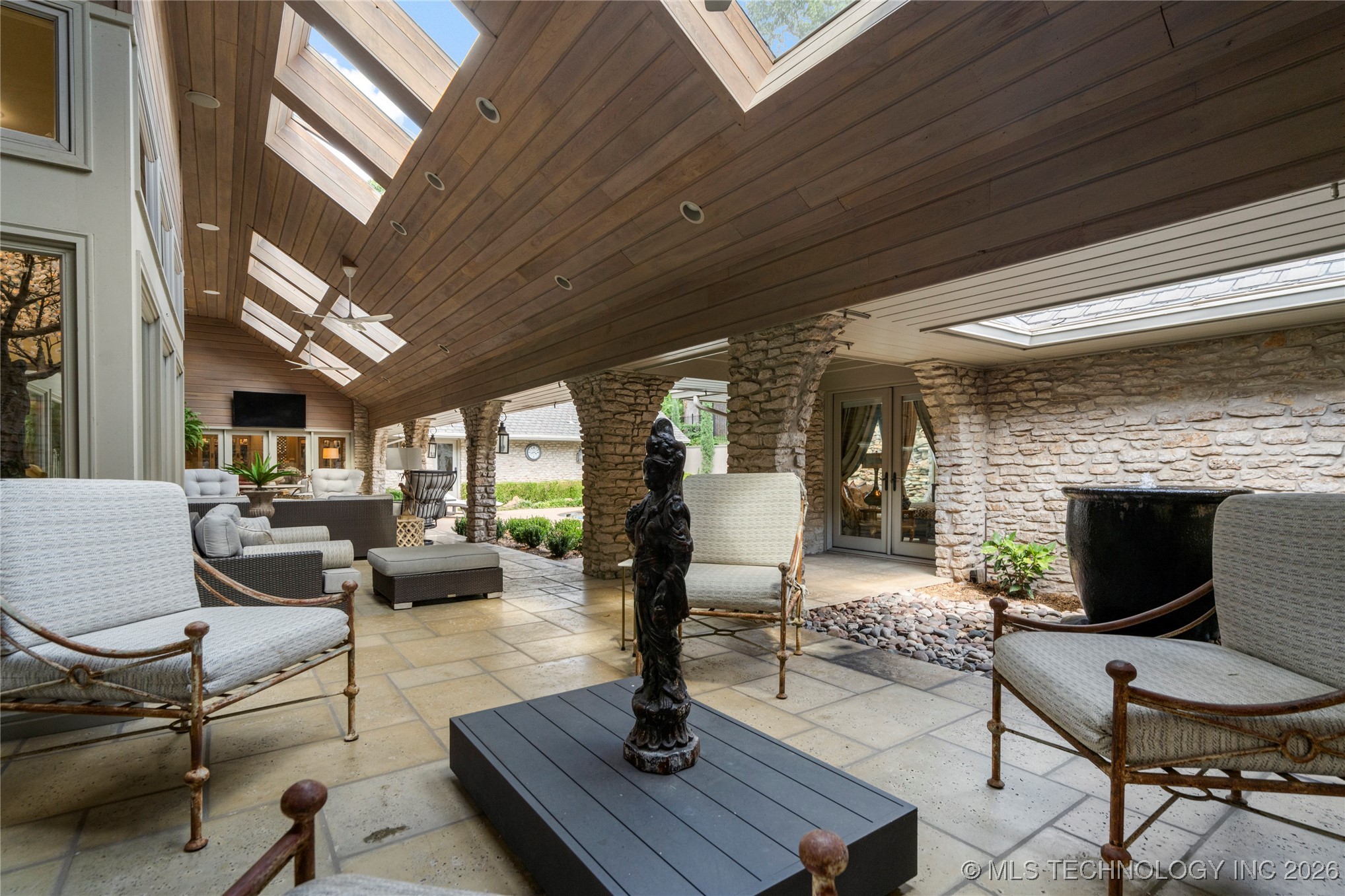 4401 Oak Road Property Photo 48