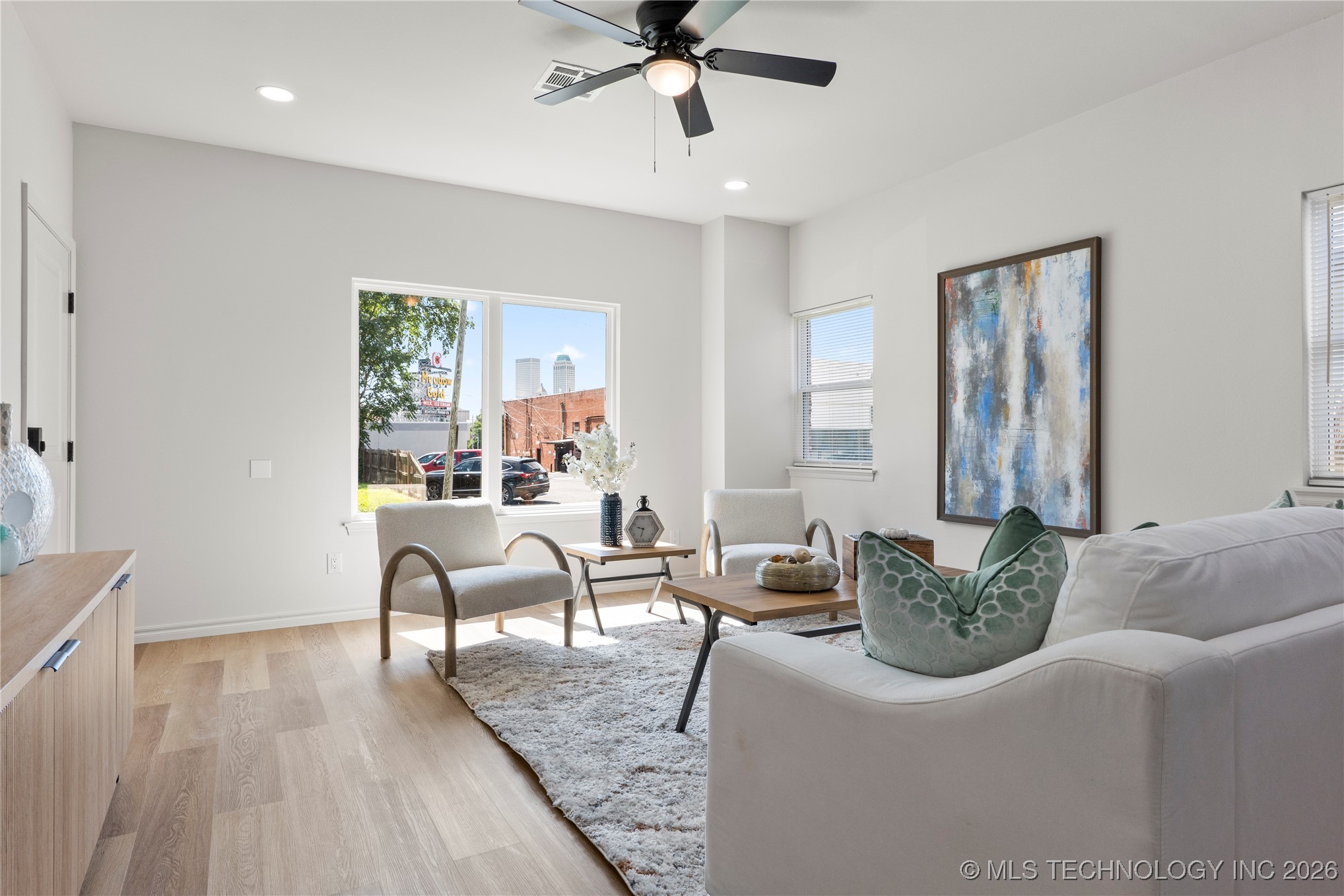 1111 S Quincy Avenue Property Photo 16