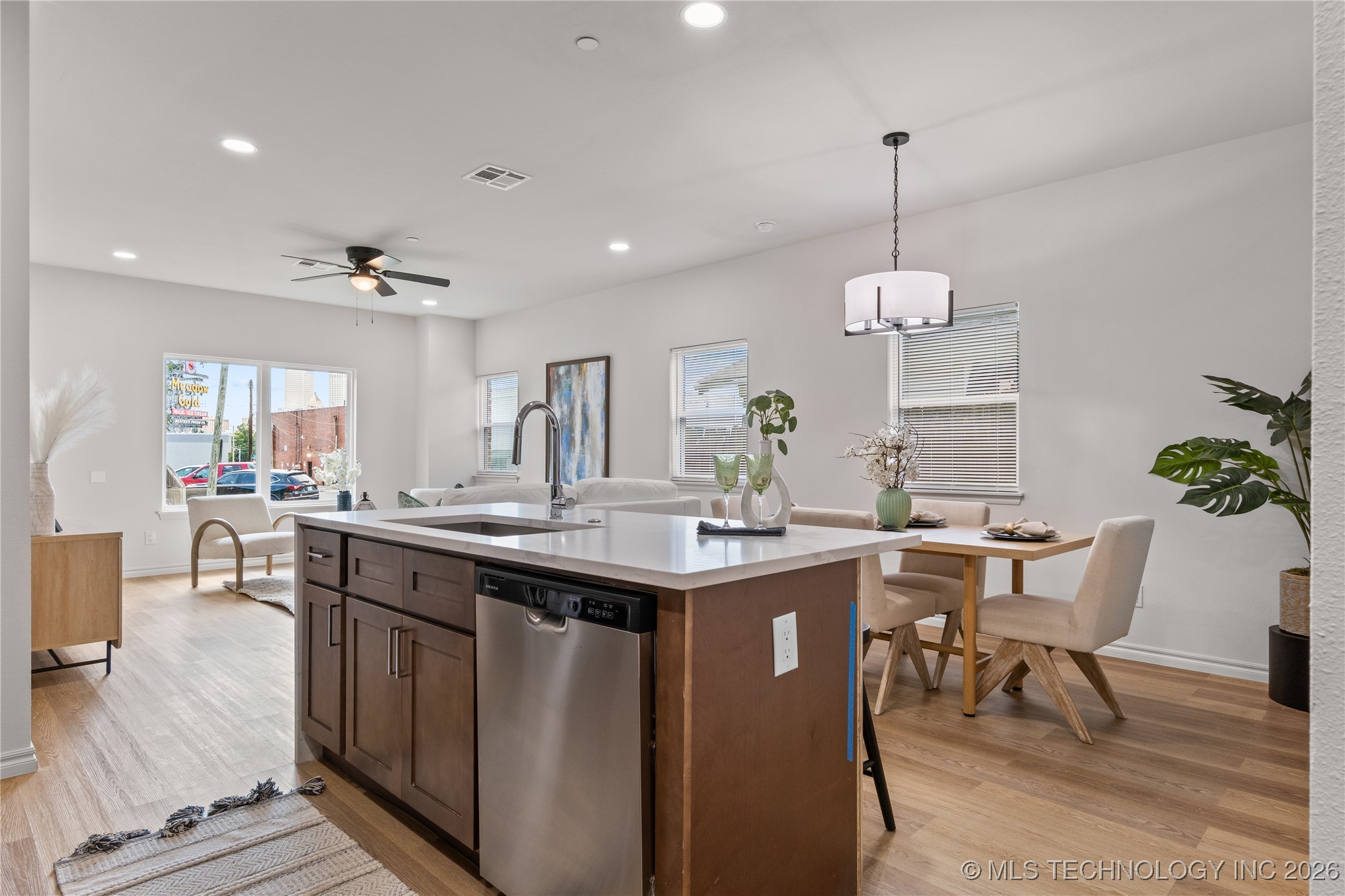 1111 S Quincy Avenue Property Photo 26