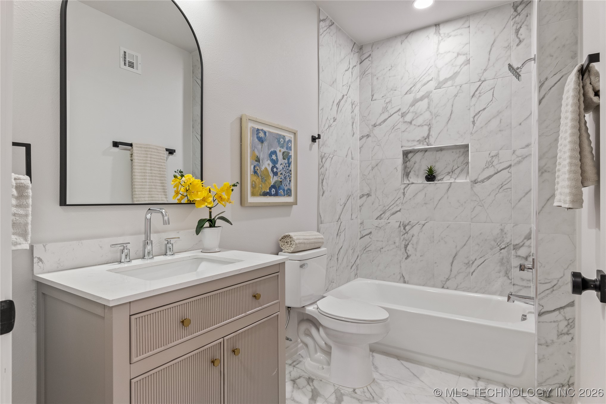 1111 S Quincy Avenue Property Photo 44