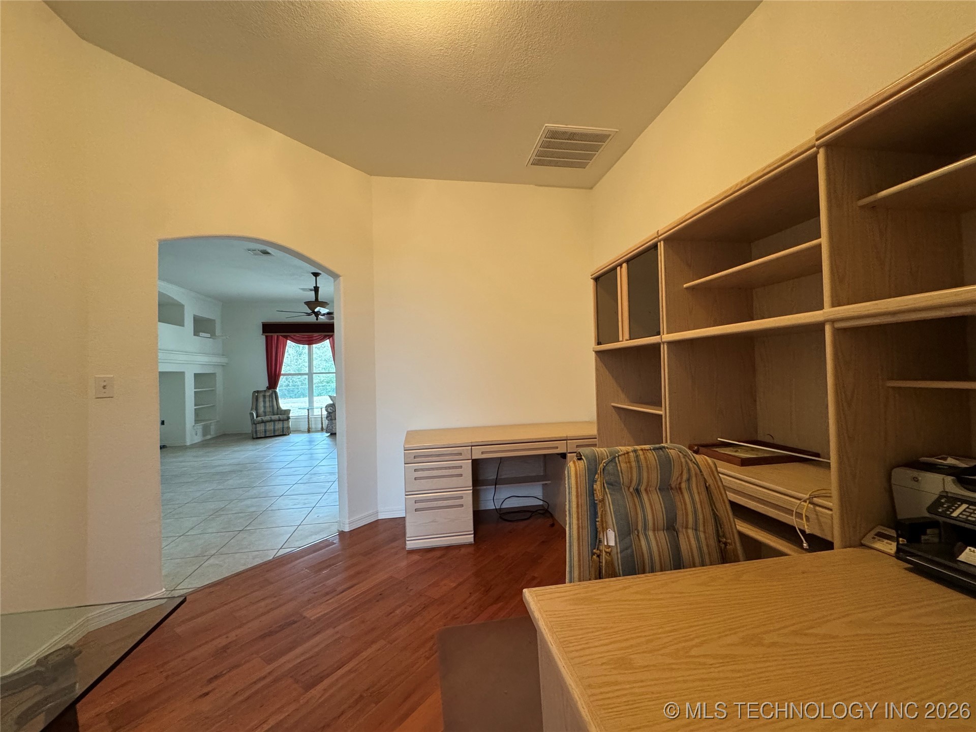 3201 Greenbriar Property Photo 16