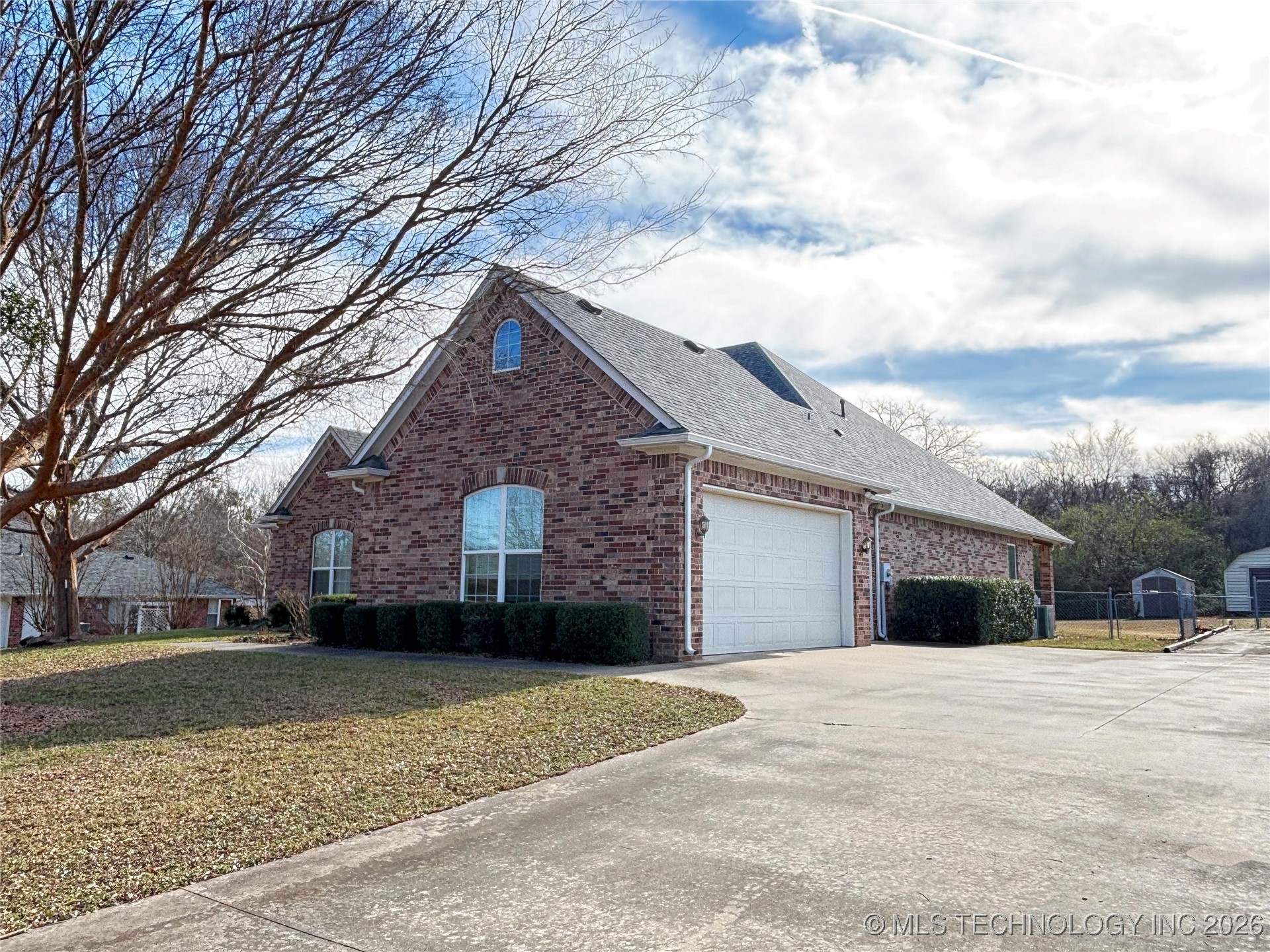 3201 Greenbriar Property Photo 32