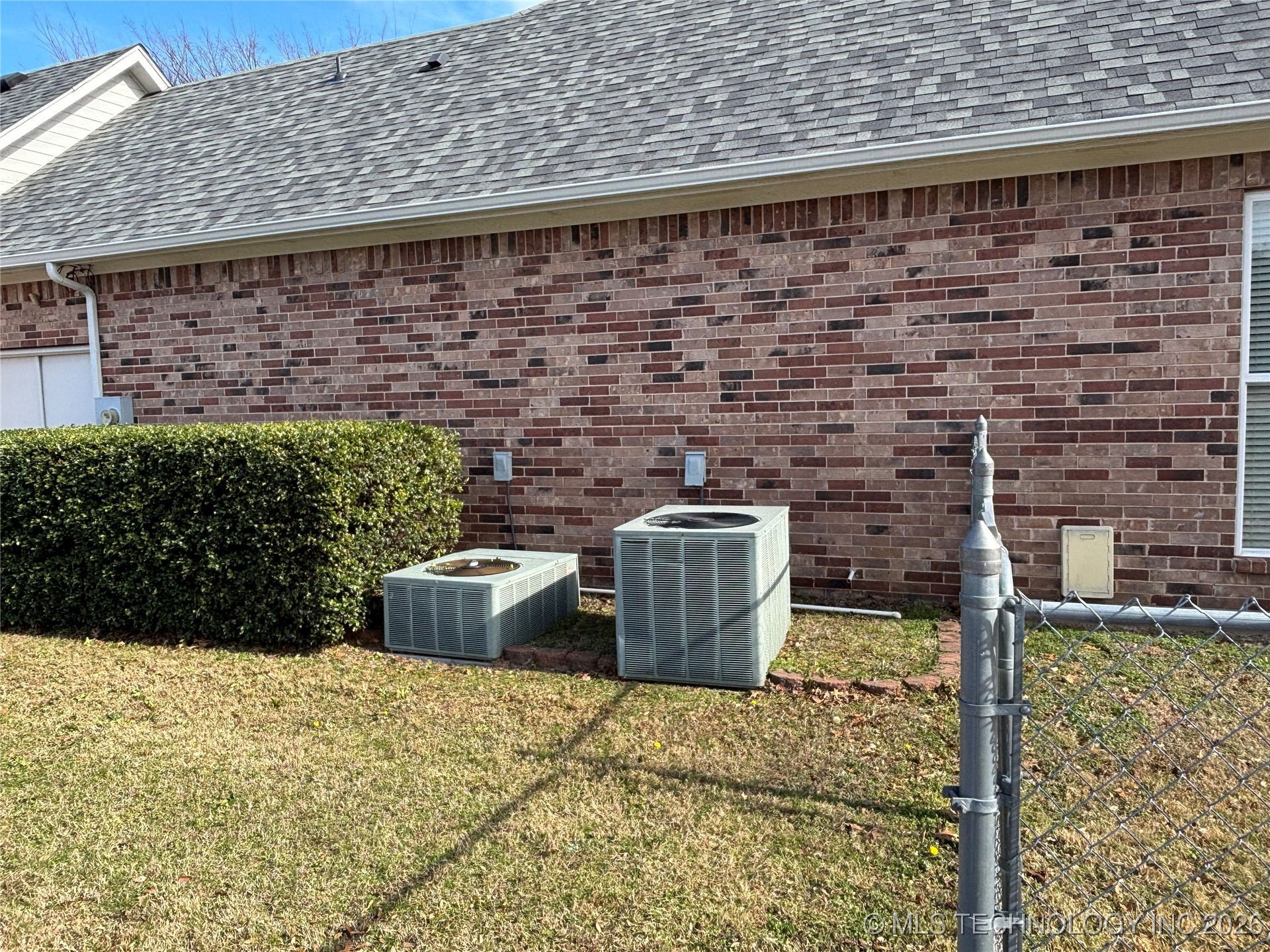 3201 Greenbriar Property Photo 35