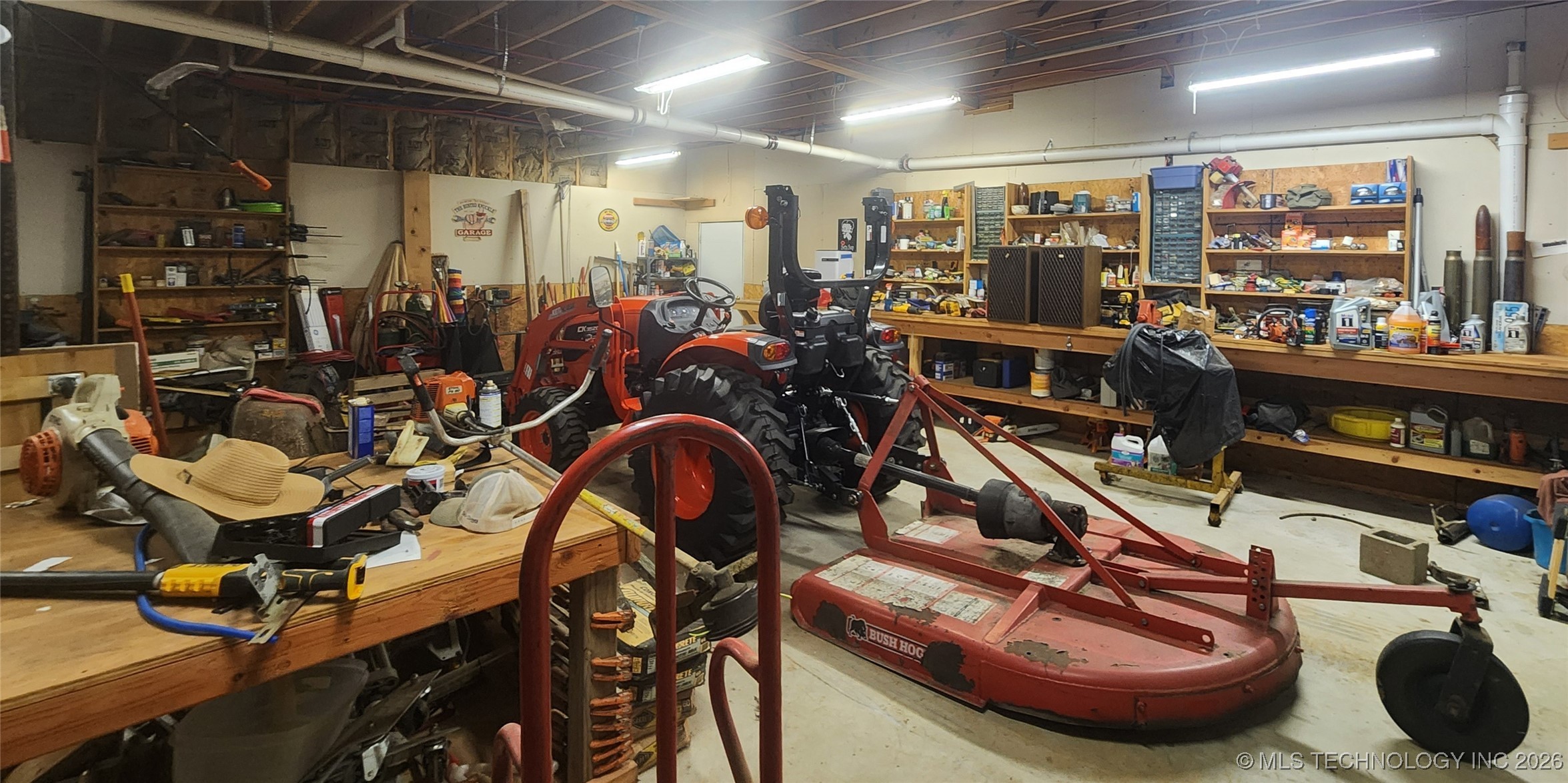 2723 S Park Property Photo 30