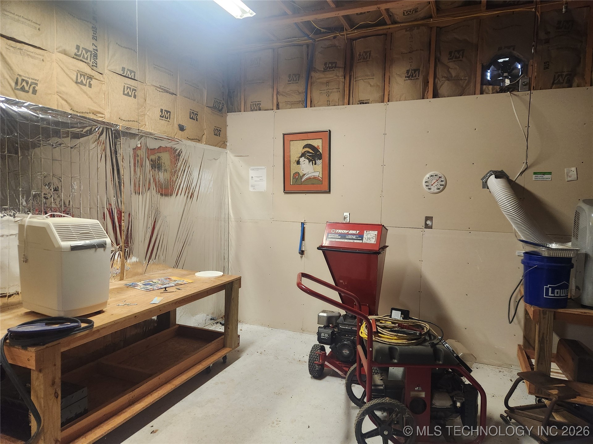 2723 S Park Property Photo 39