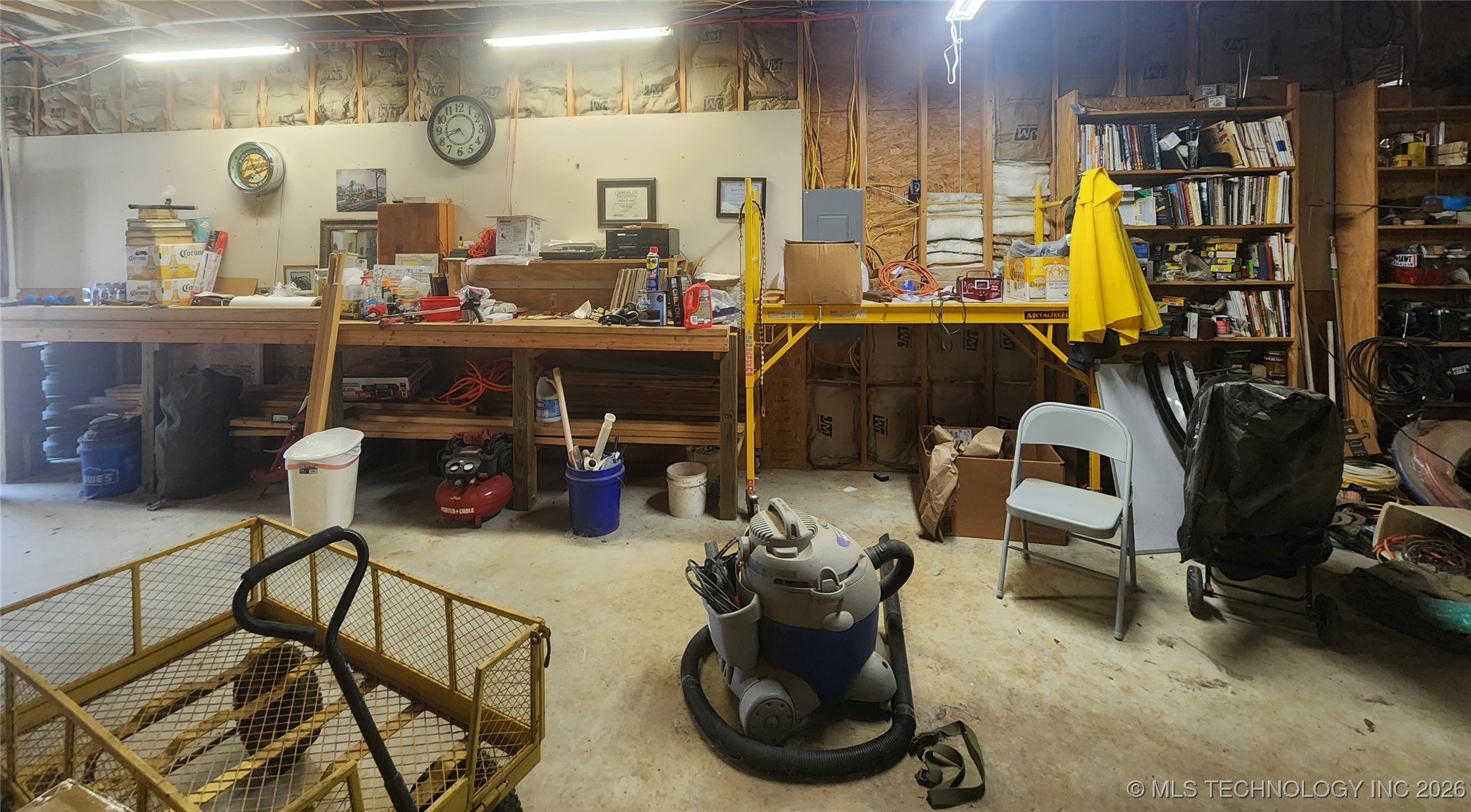 2723 S Park Property Photo 40