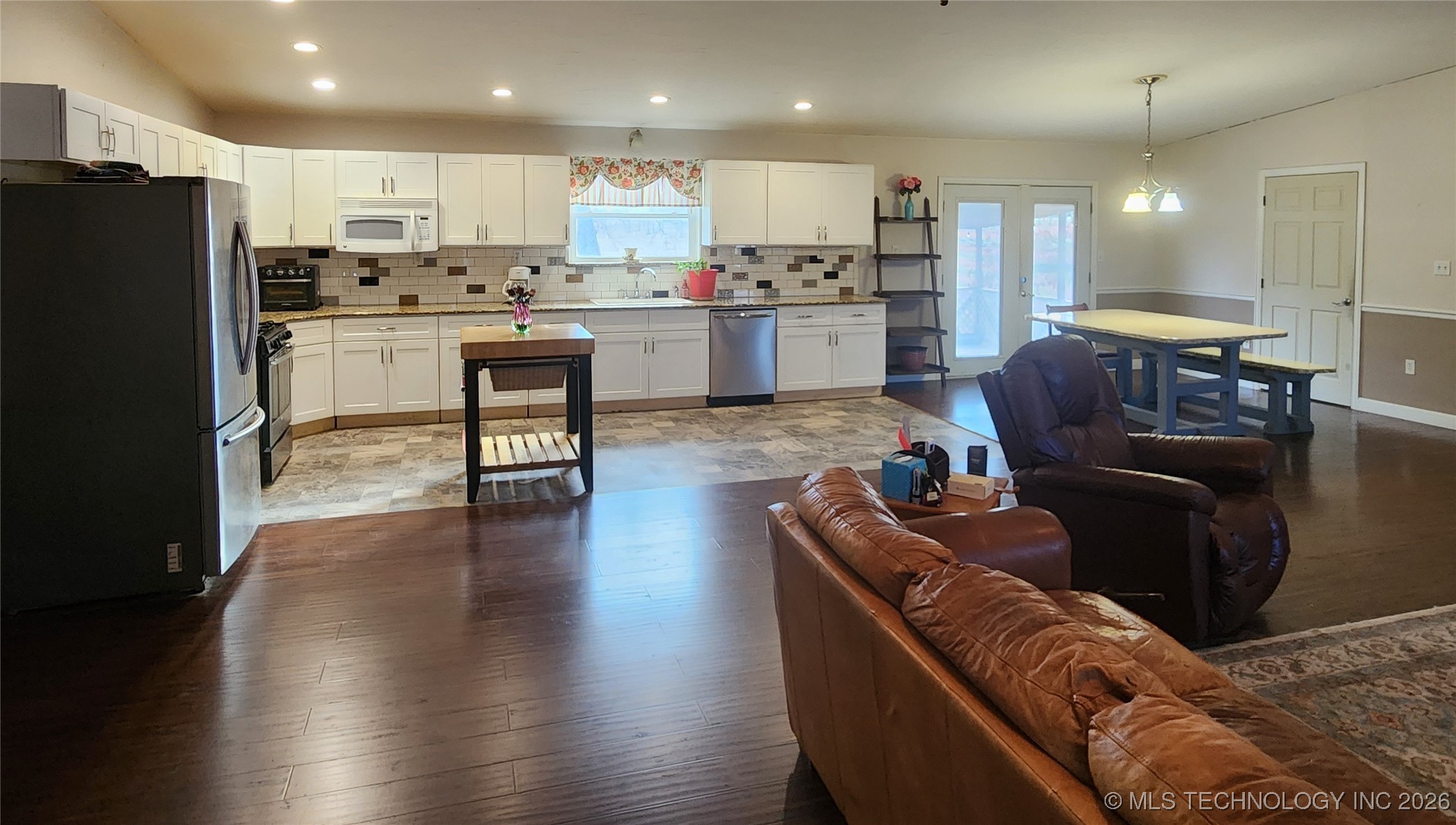 2723 S Park Property Photo 58