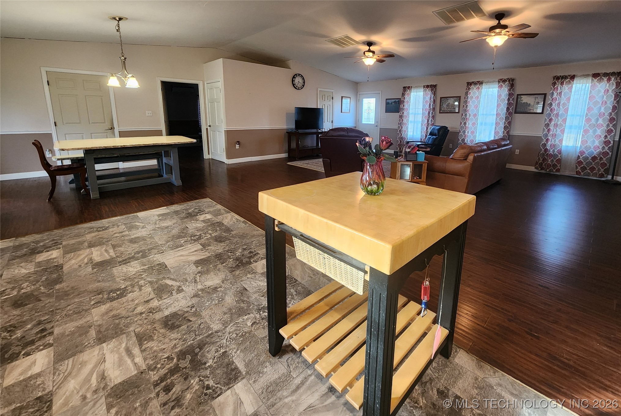 2723 S Park Property Photo 64