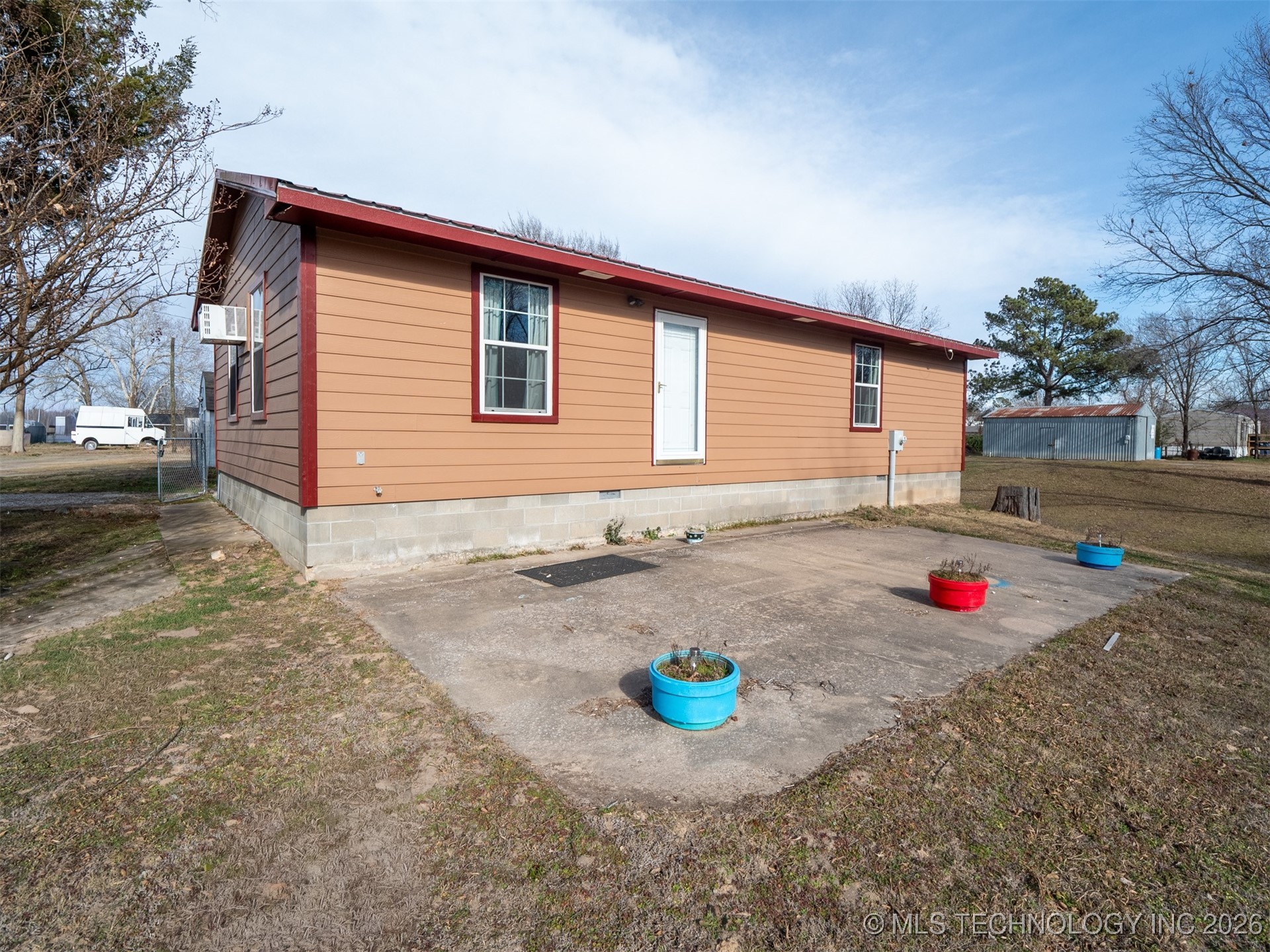 104 S Denver Property Photo 2