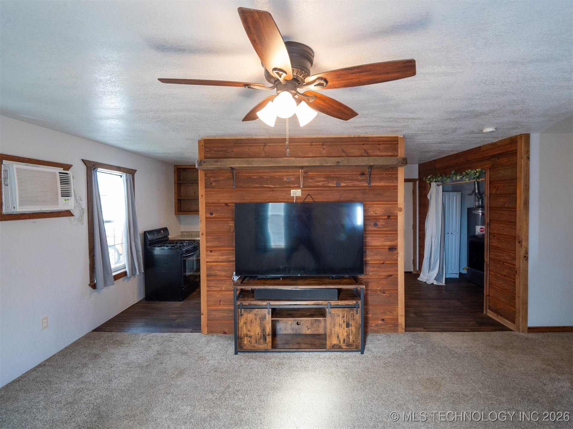 104 S Denver Property Photo 10