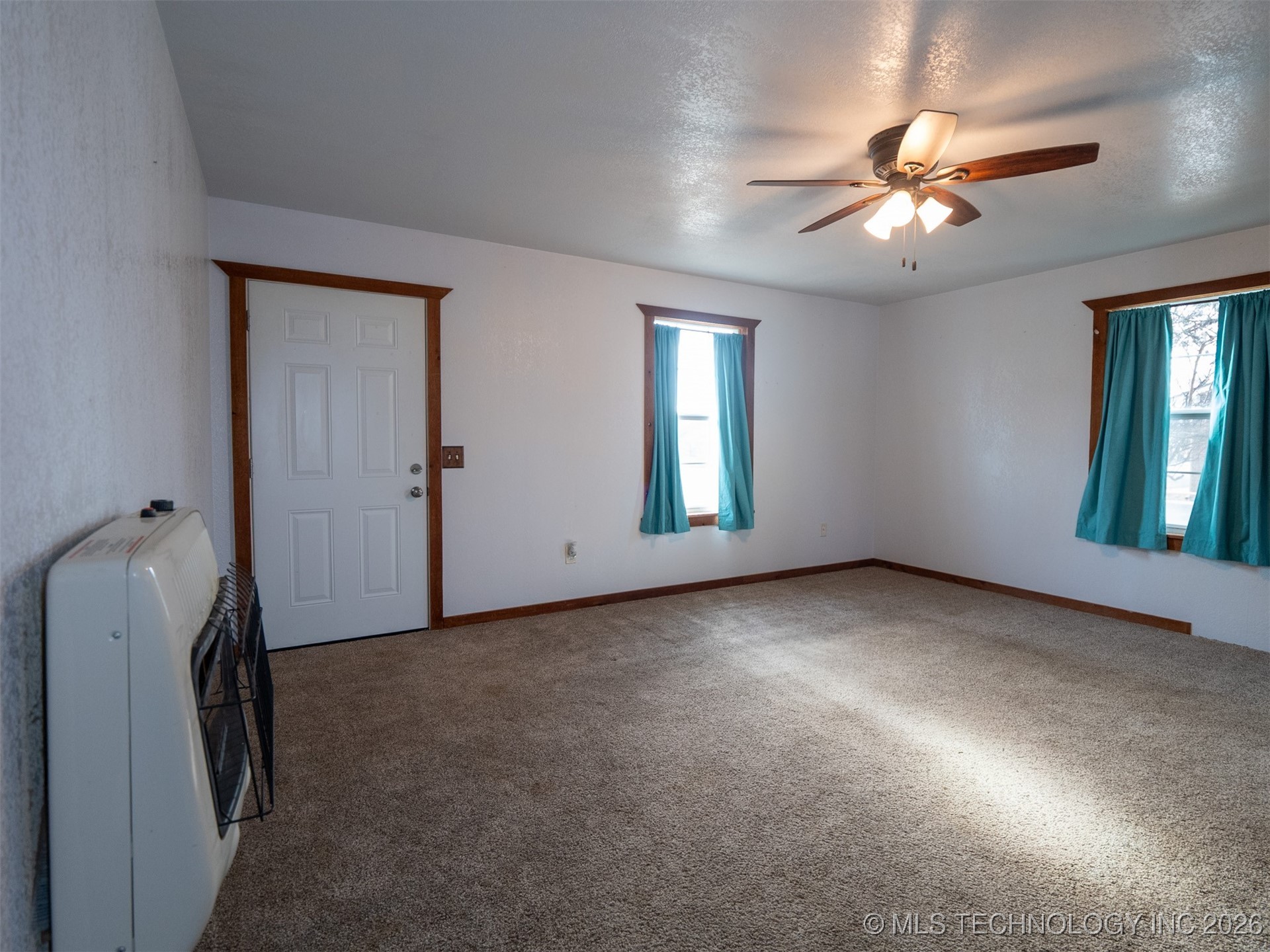104 S Denver Property Photo 11