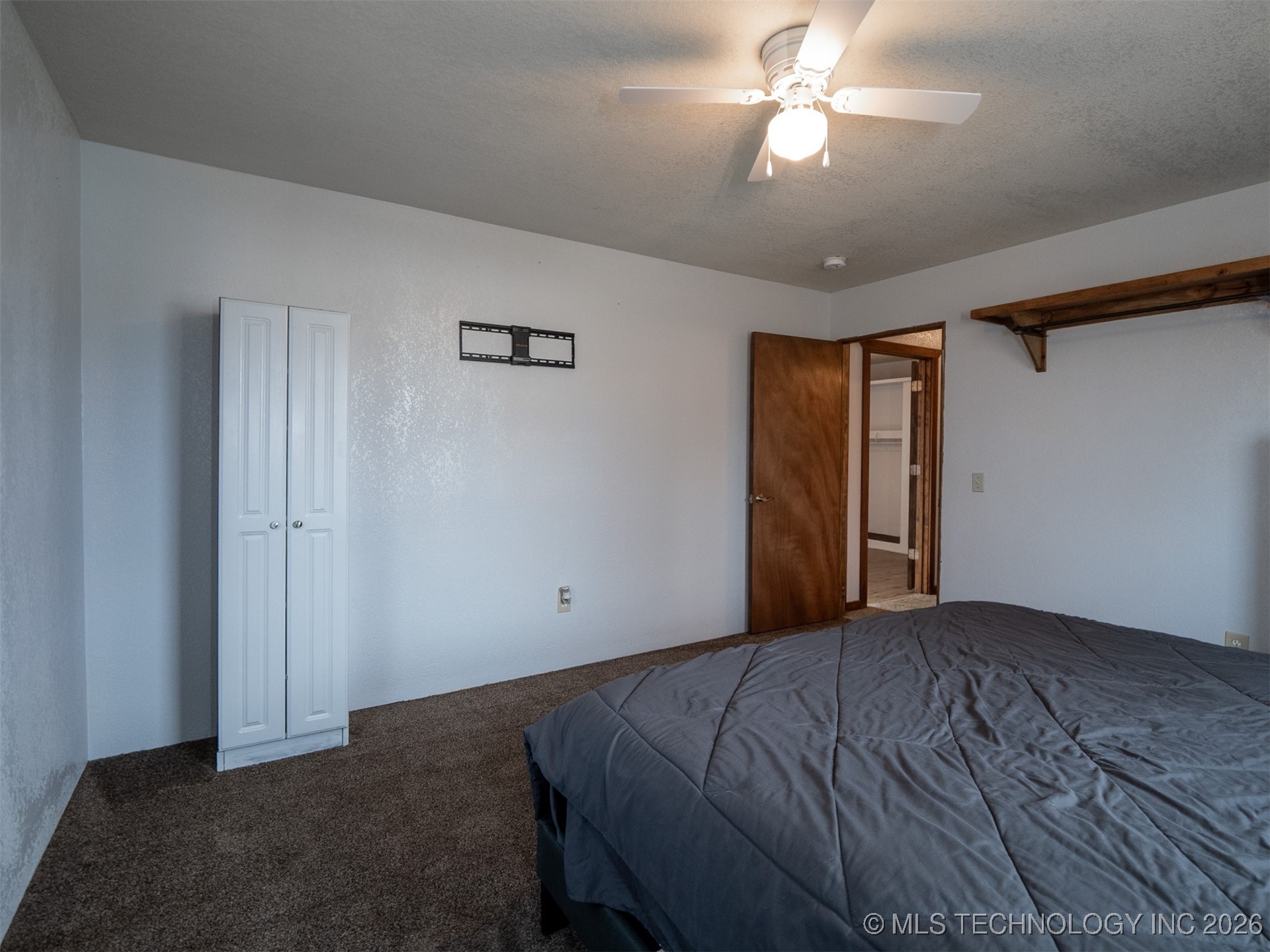 104 S Denver Property Photo 14