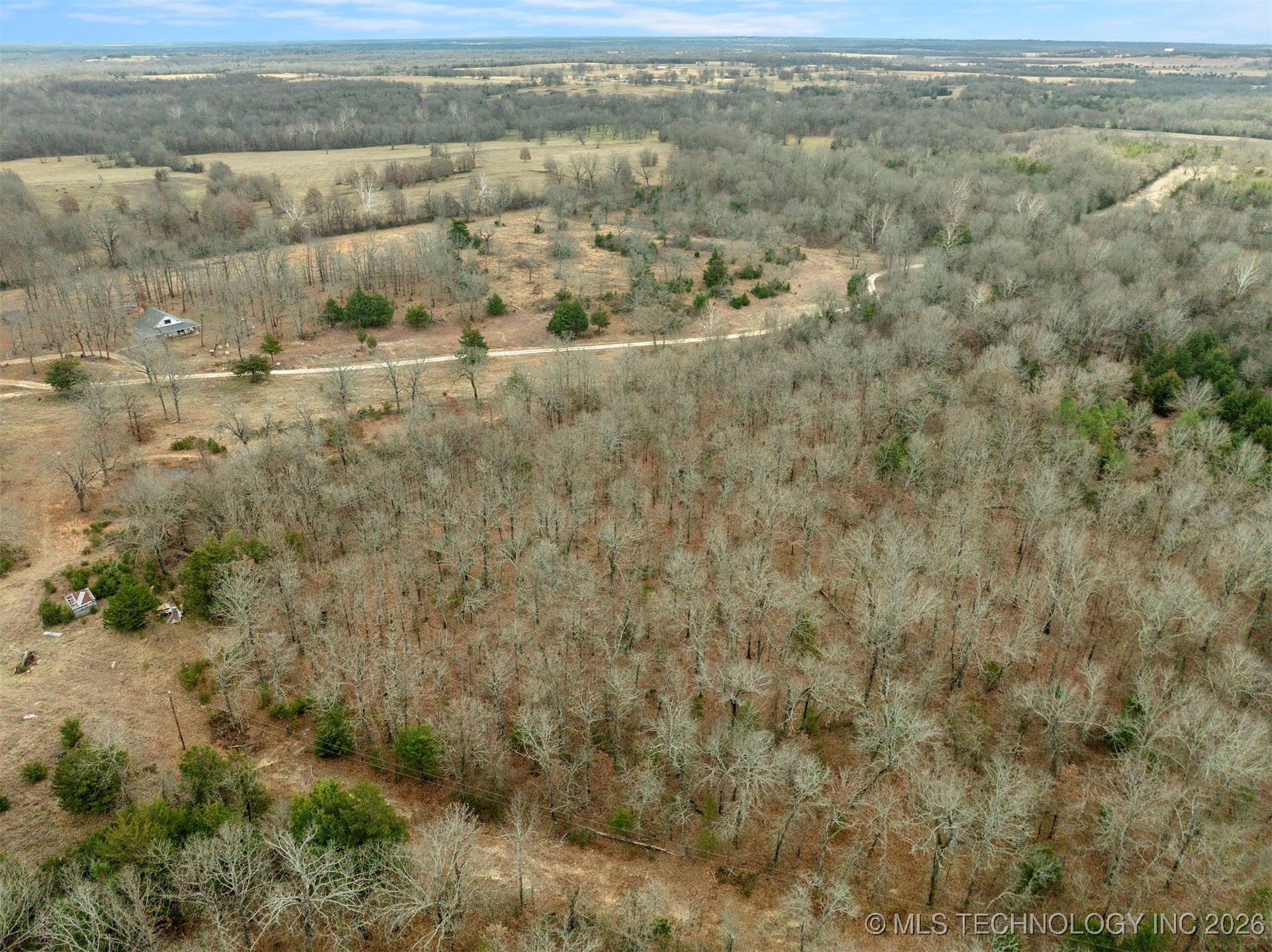 19 E 2010 Road Property Photo 5