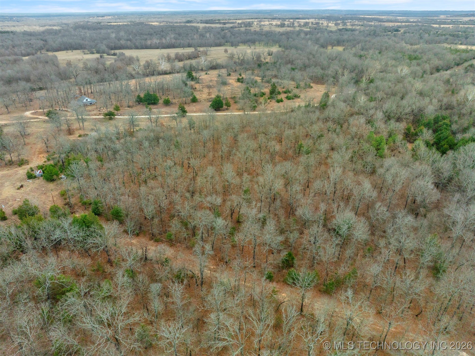 19 E 2010 Road Property Photo 6