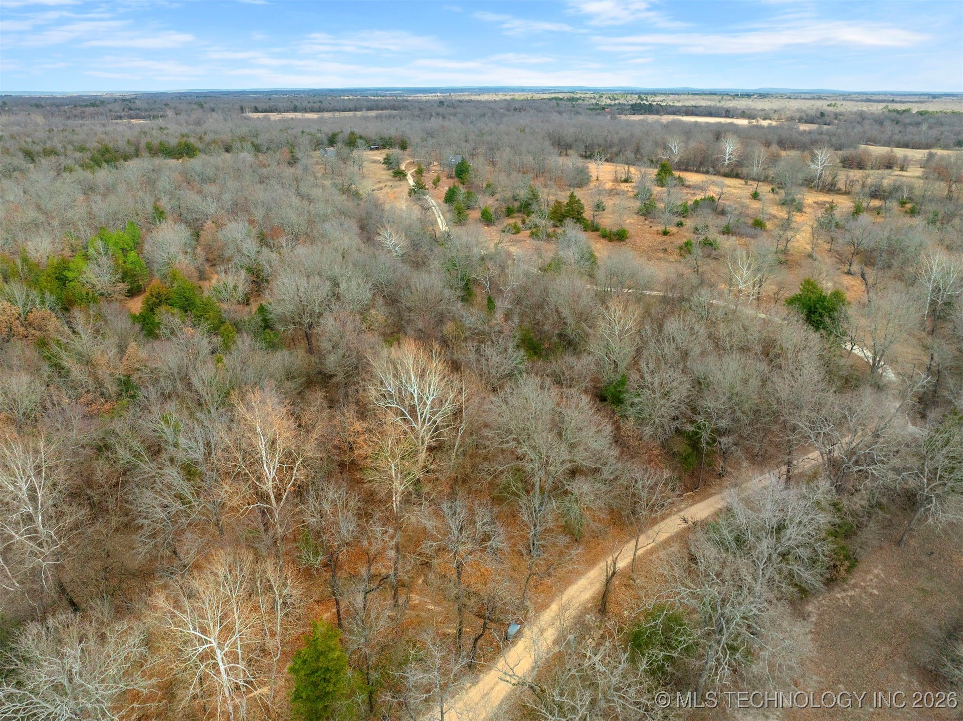 19 E 2010 Road Property Photo 7