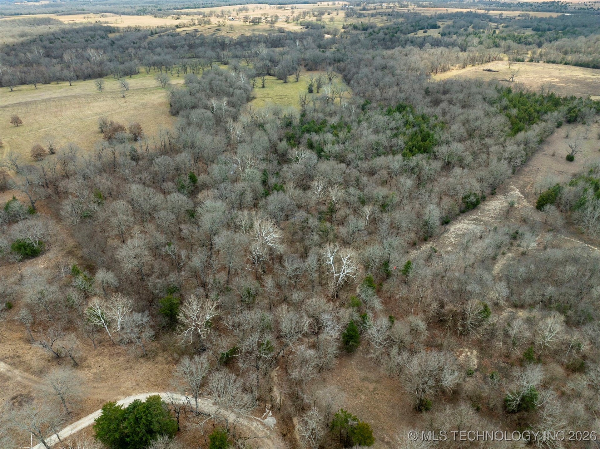 20 E 2010 Road Property Photo 2