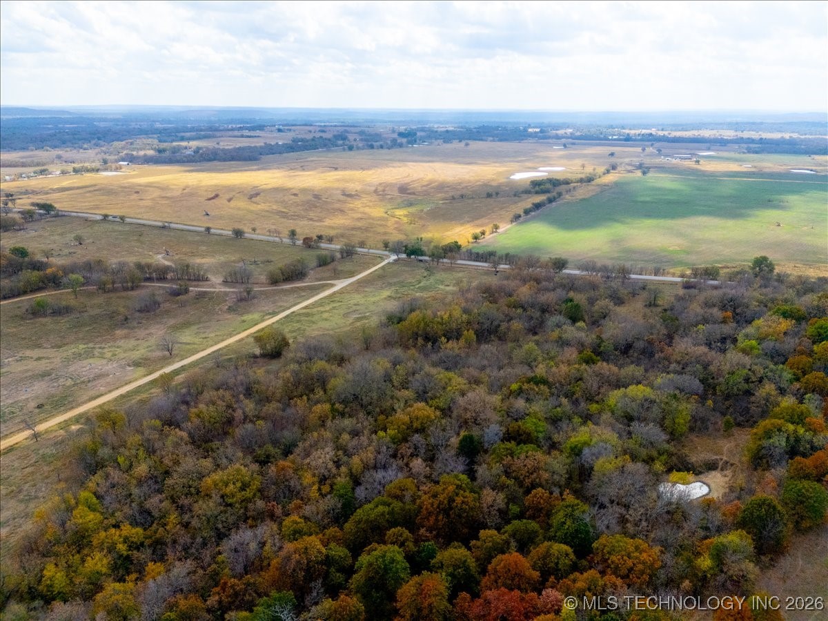 Hwy 16 Property Photo 7