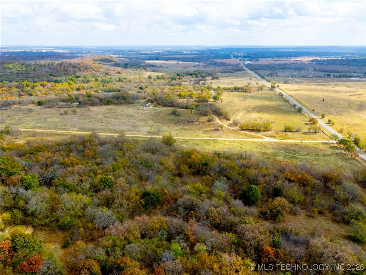 Hwy 16 Property Photo 11