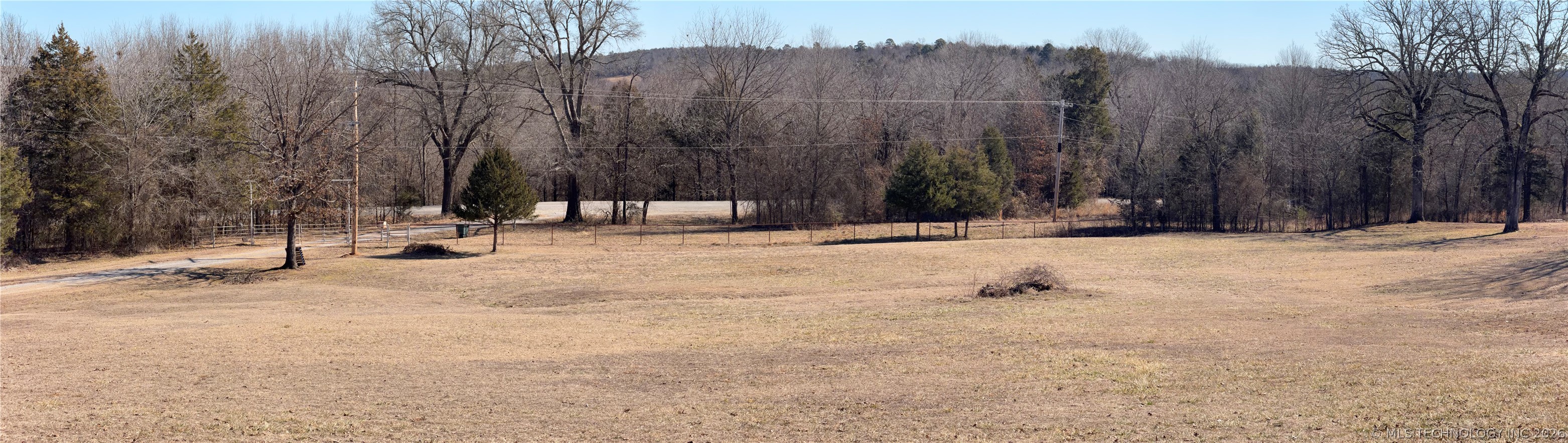 2414 Ne 1190th Property Photo 3