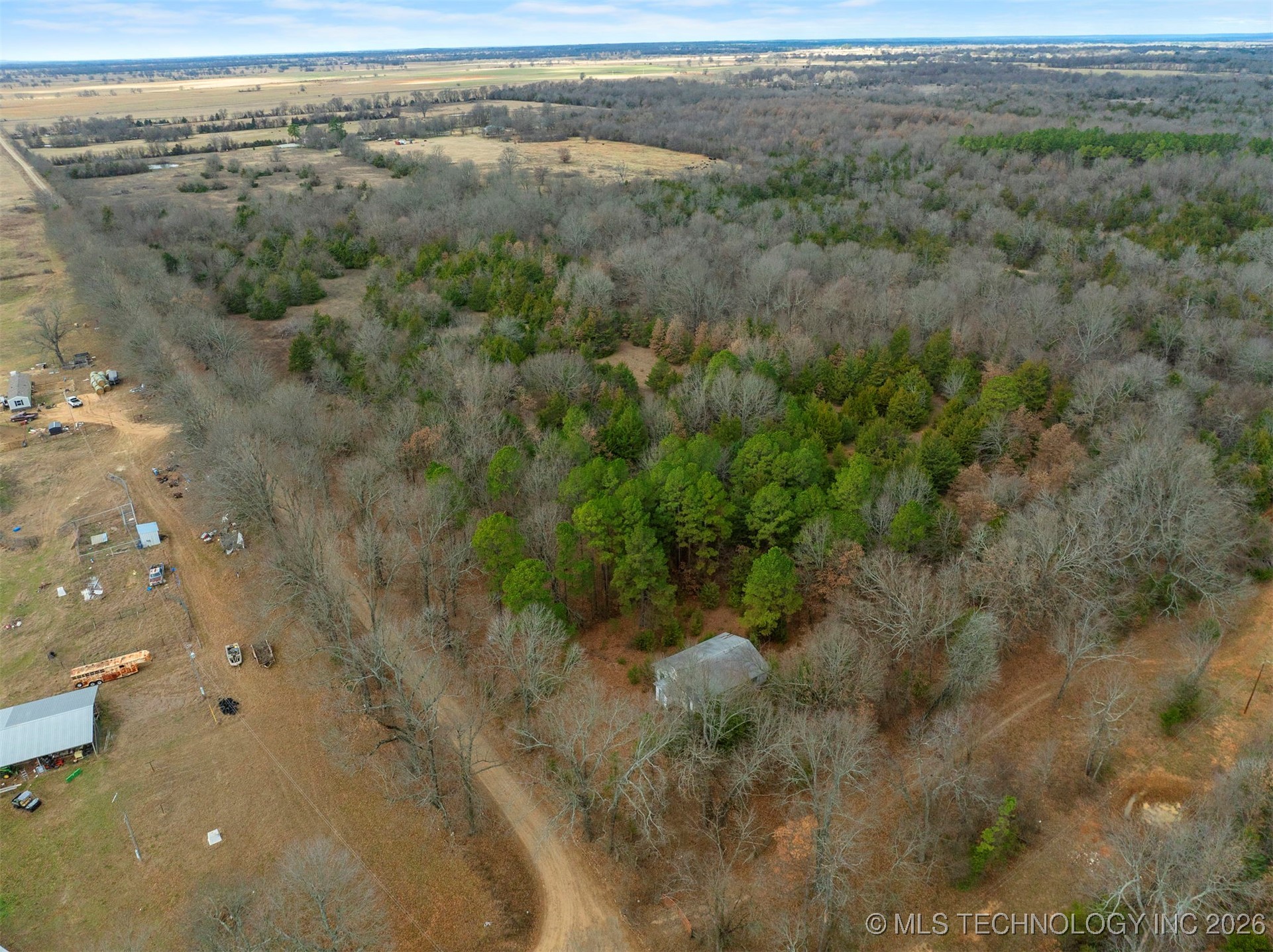 40 E 2010 Road Property Photo 1