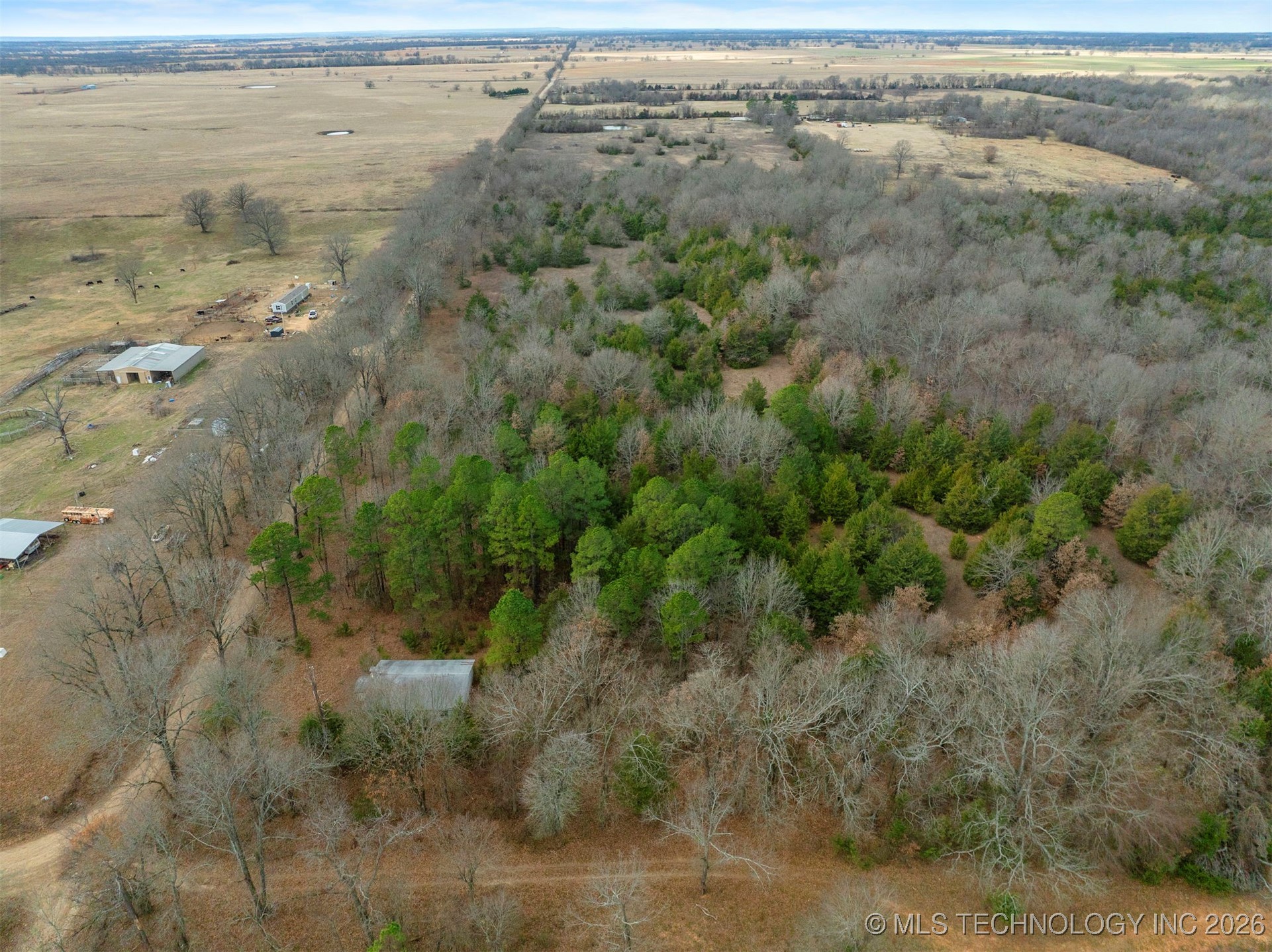 40 E 2010 Road Property Photo 2