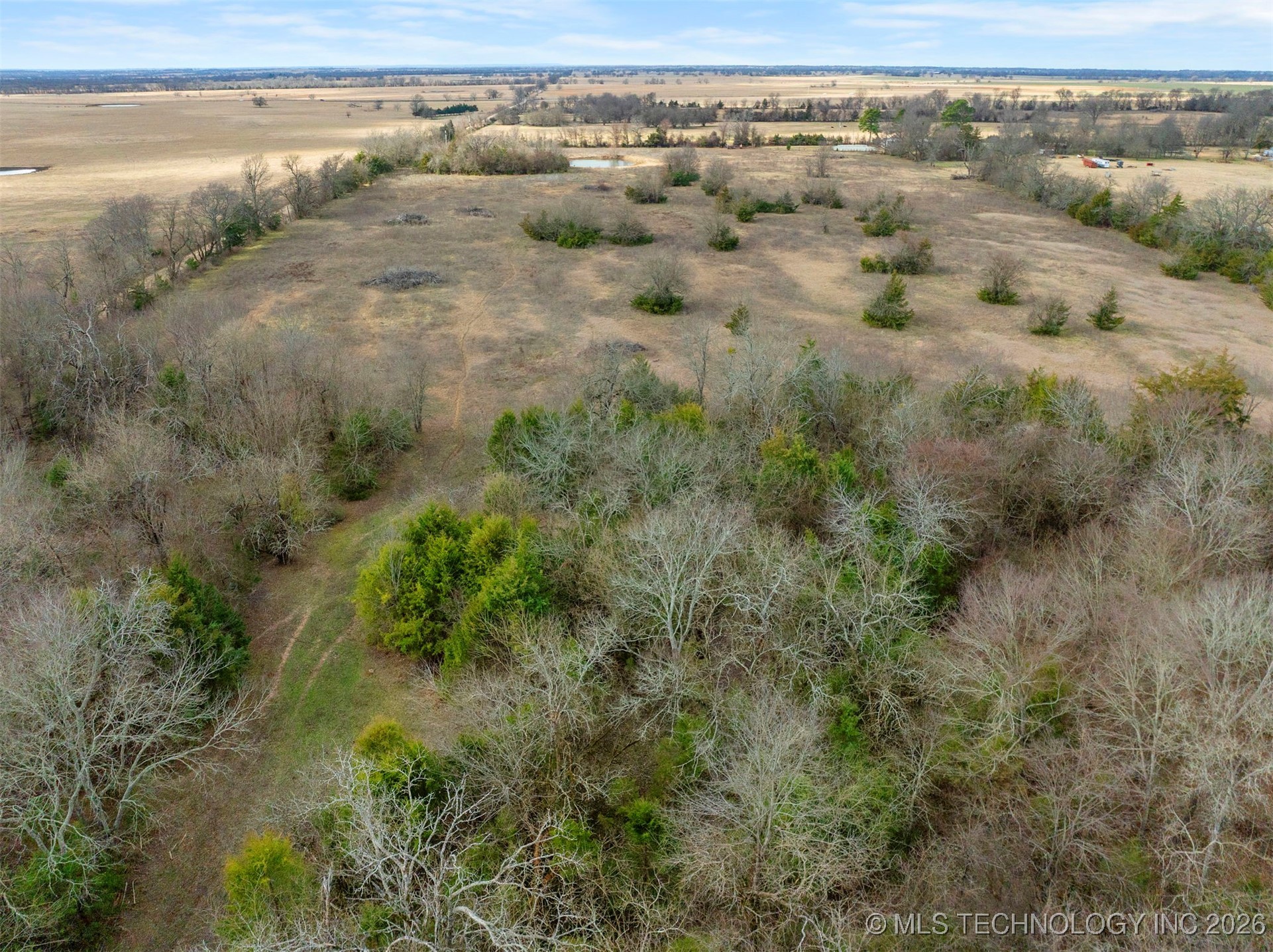 40 E 2010 Road Property Photo 6