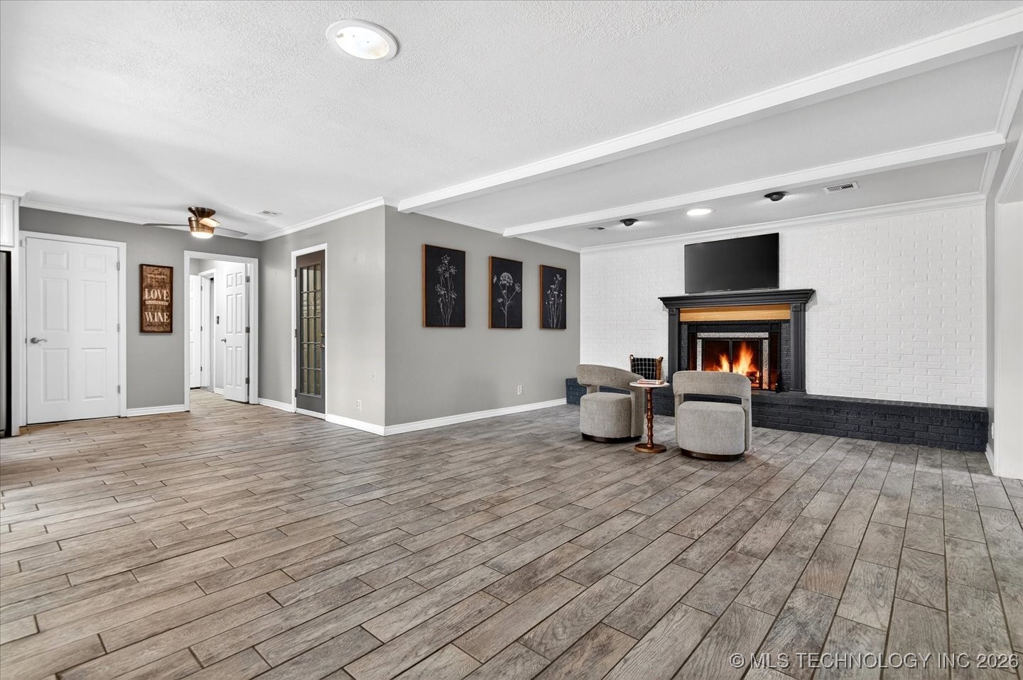 1516 Harris Drive Property Photo 5