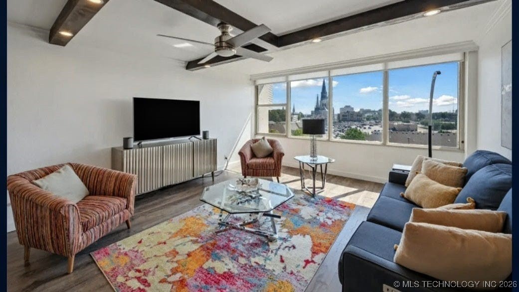 410 W 7th Street 828 Property Photo 11