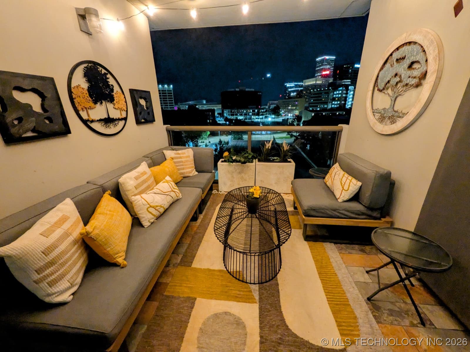 410 W 7th Street 828 Property Photo 27