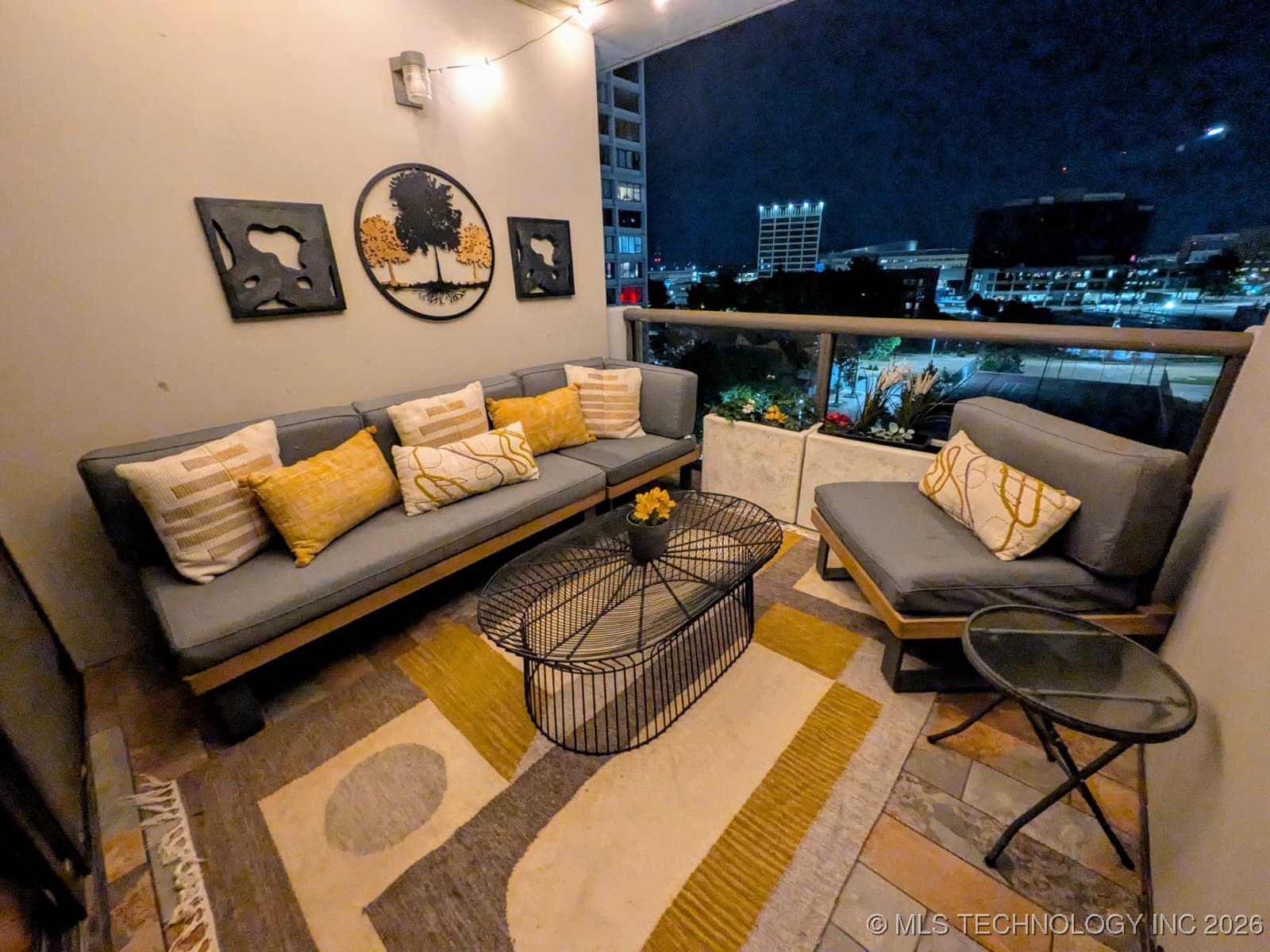 410 W 7th Street 828 Property Photo 30