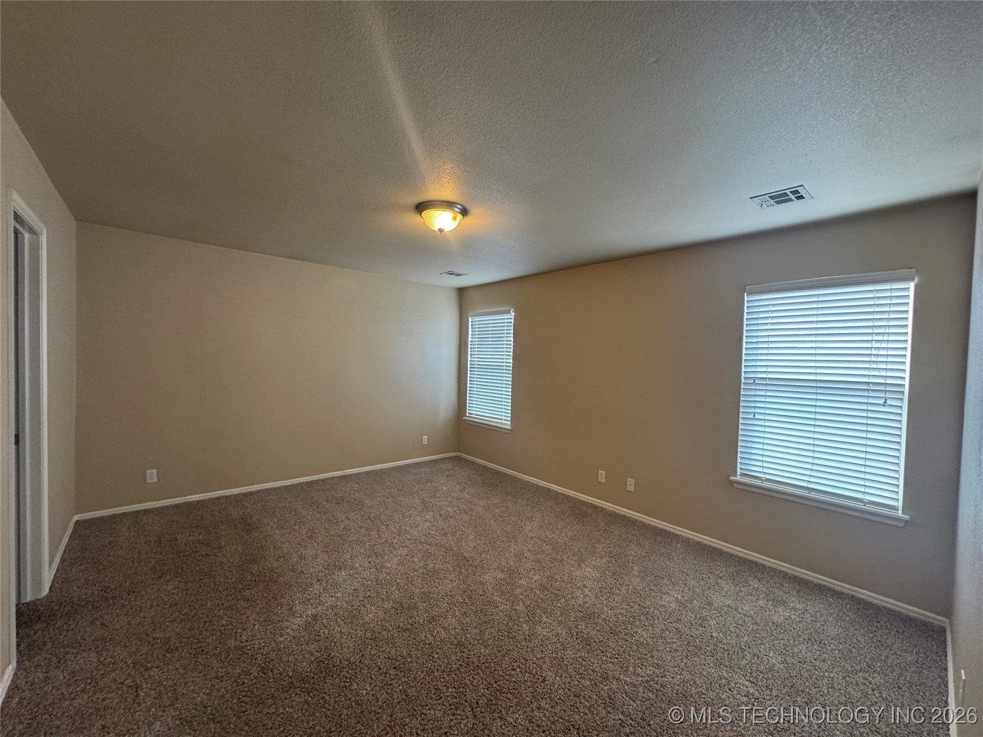 2125 E Concord Street North Property Photo 12